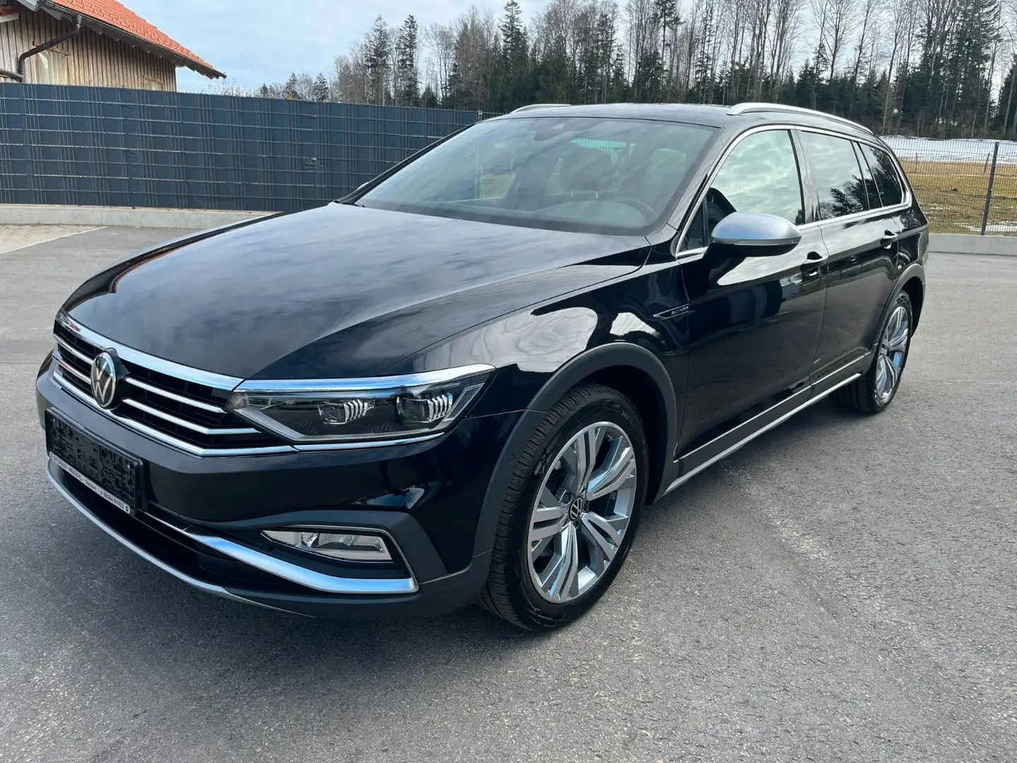 Volkswagen Passat Alltrack 2.0 TDI DSG 4M*IQ.DRIVE*SHZ*VOLL Černá - 1