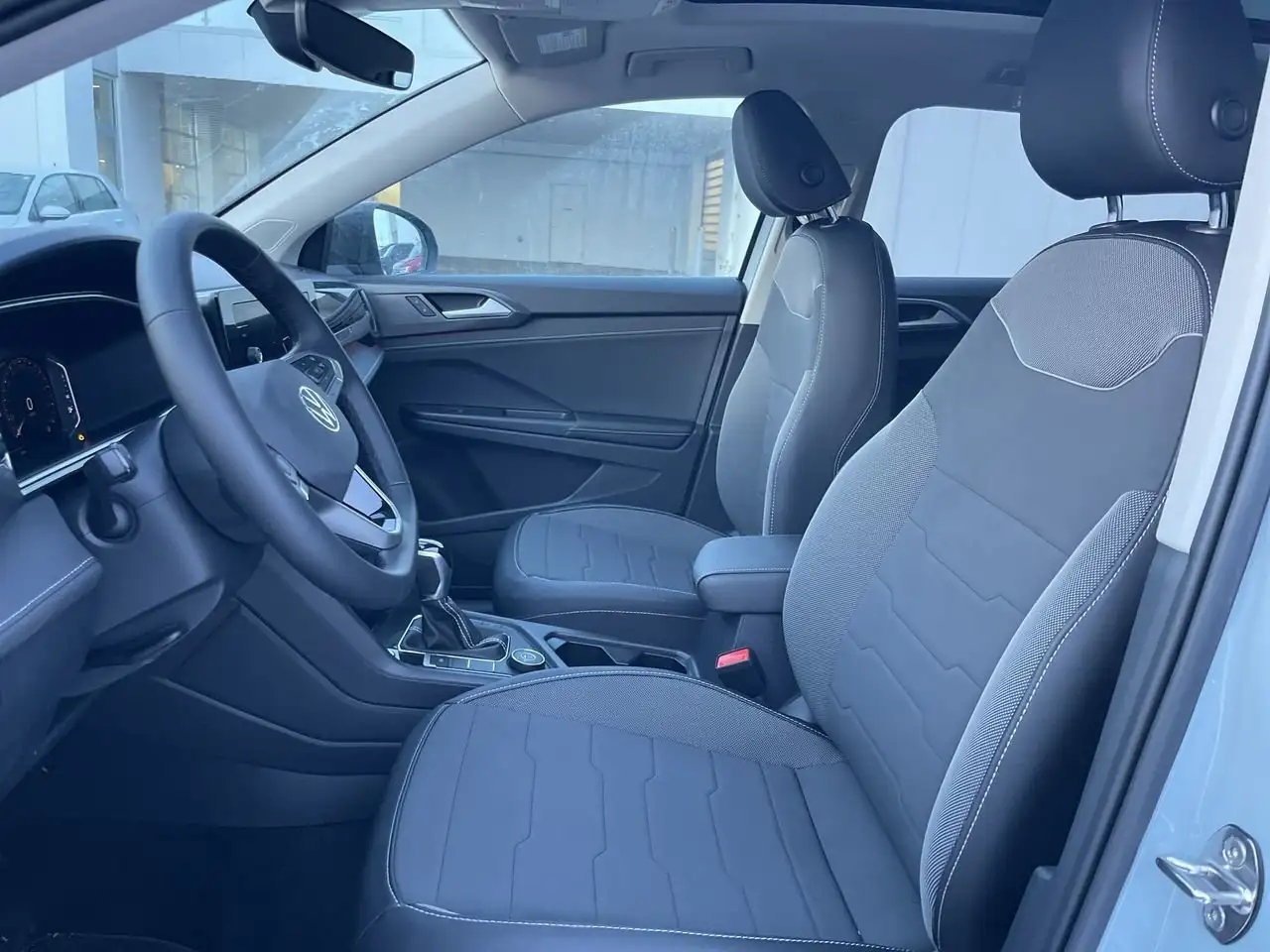 Volkswagen Taos снимка Volkswagen Taos