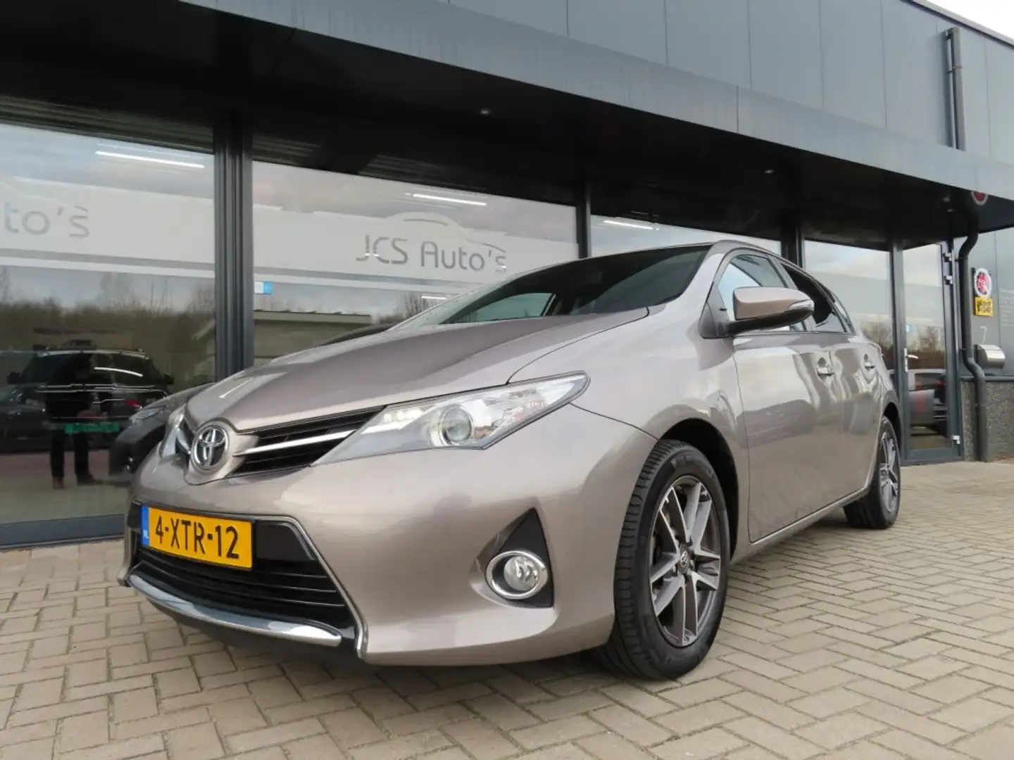 Toyota Auris 1.6 Trend Top 5 Edit Ecc Cruise Navi Camera 2014 Braun - 1