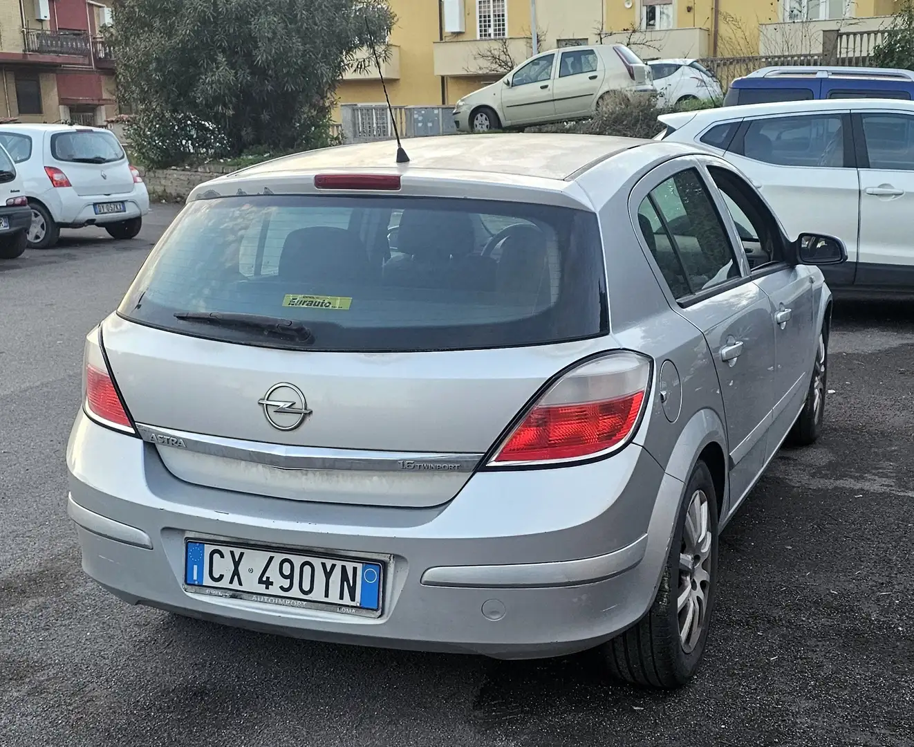 Opel Astra Astra III 2004 5p 1.6 twinport Cosmo easytronic Argento - 1