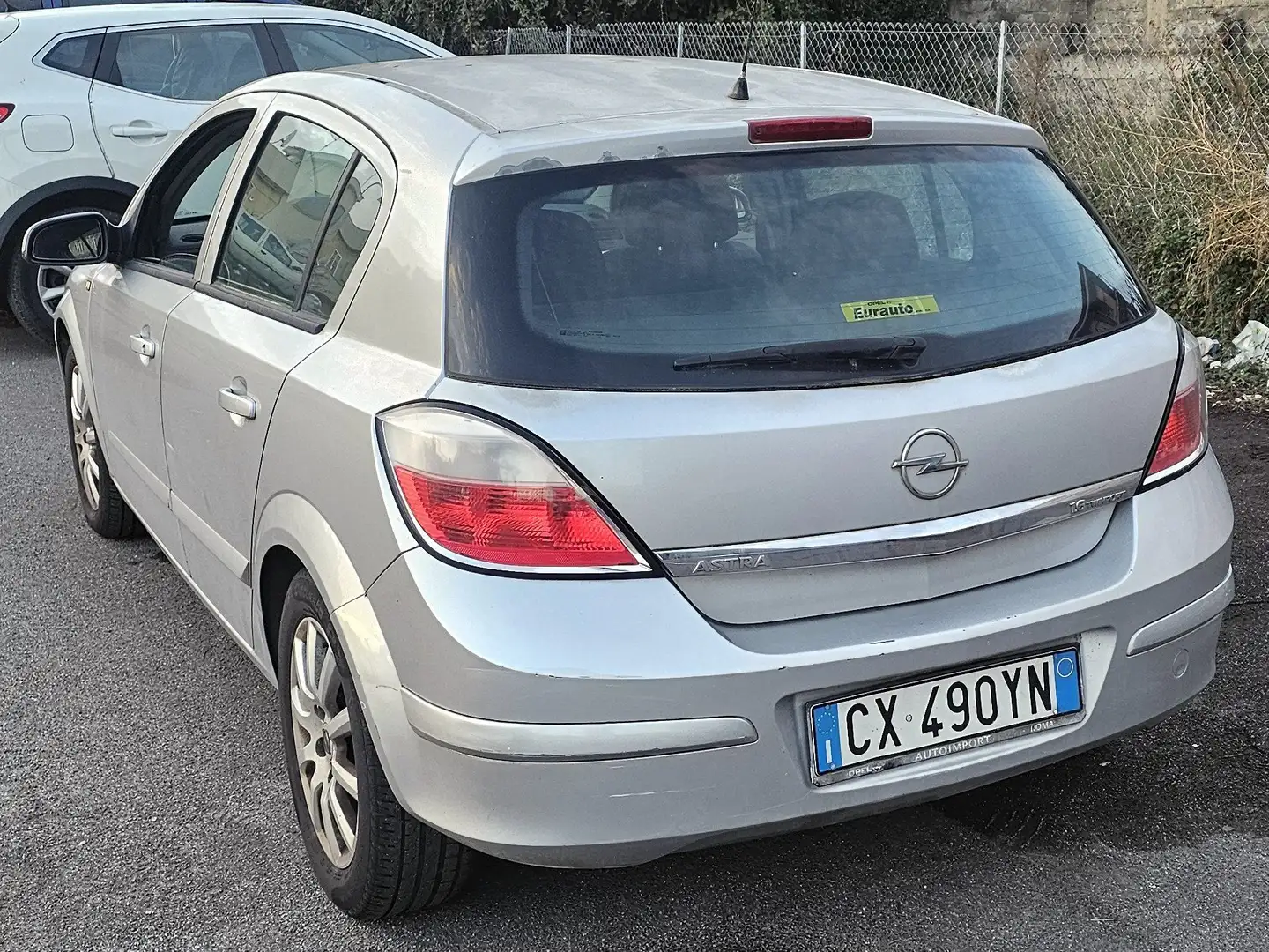 Opel Astra Astra III 2004 5p 1.6 twinport Cosmo easytronic Argento - 2
