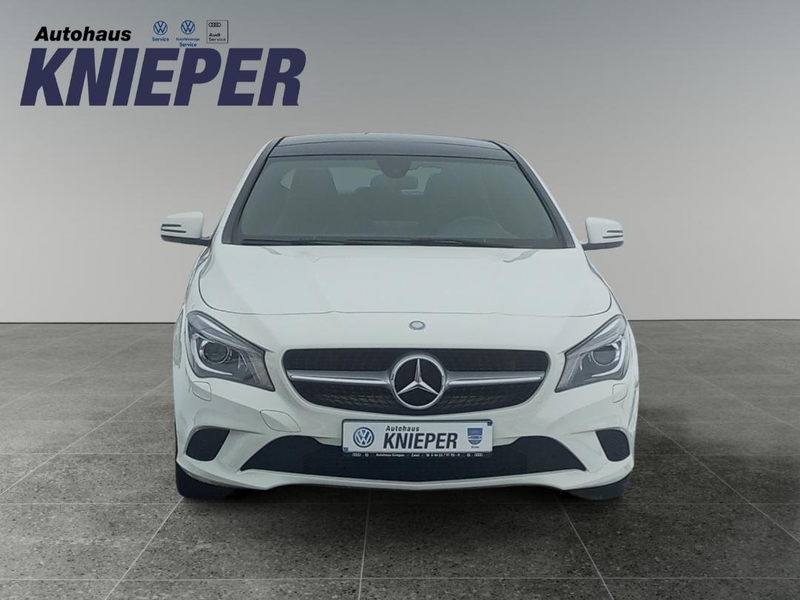 Mercedes-Benz CLA 180 — photo 4