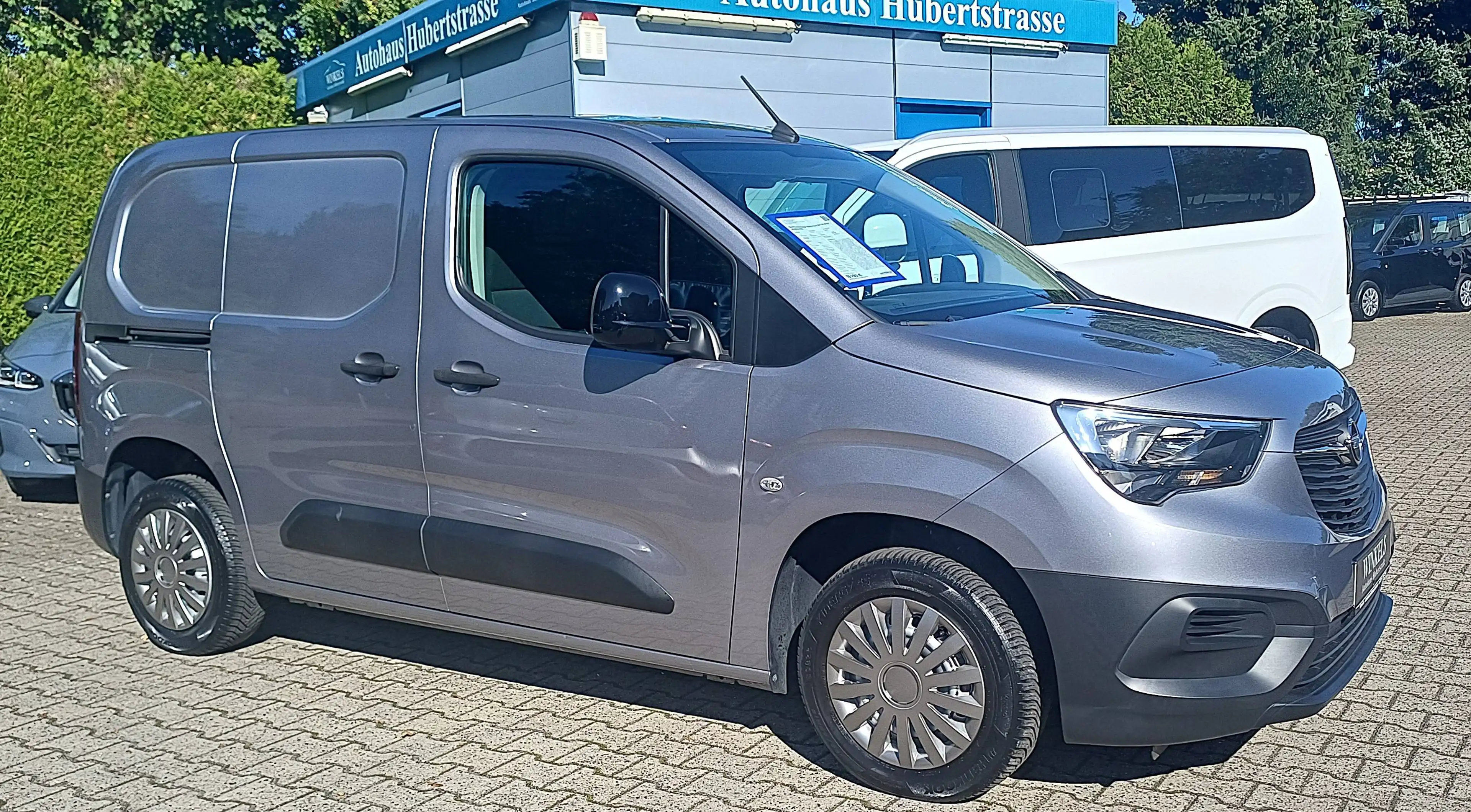 Opel Combo Combo Cargo-Klima-Navi-Sitz+Lenkradhzg-Grau Metallic-PDC — photo 7