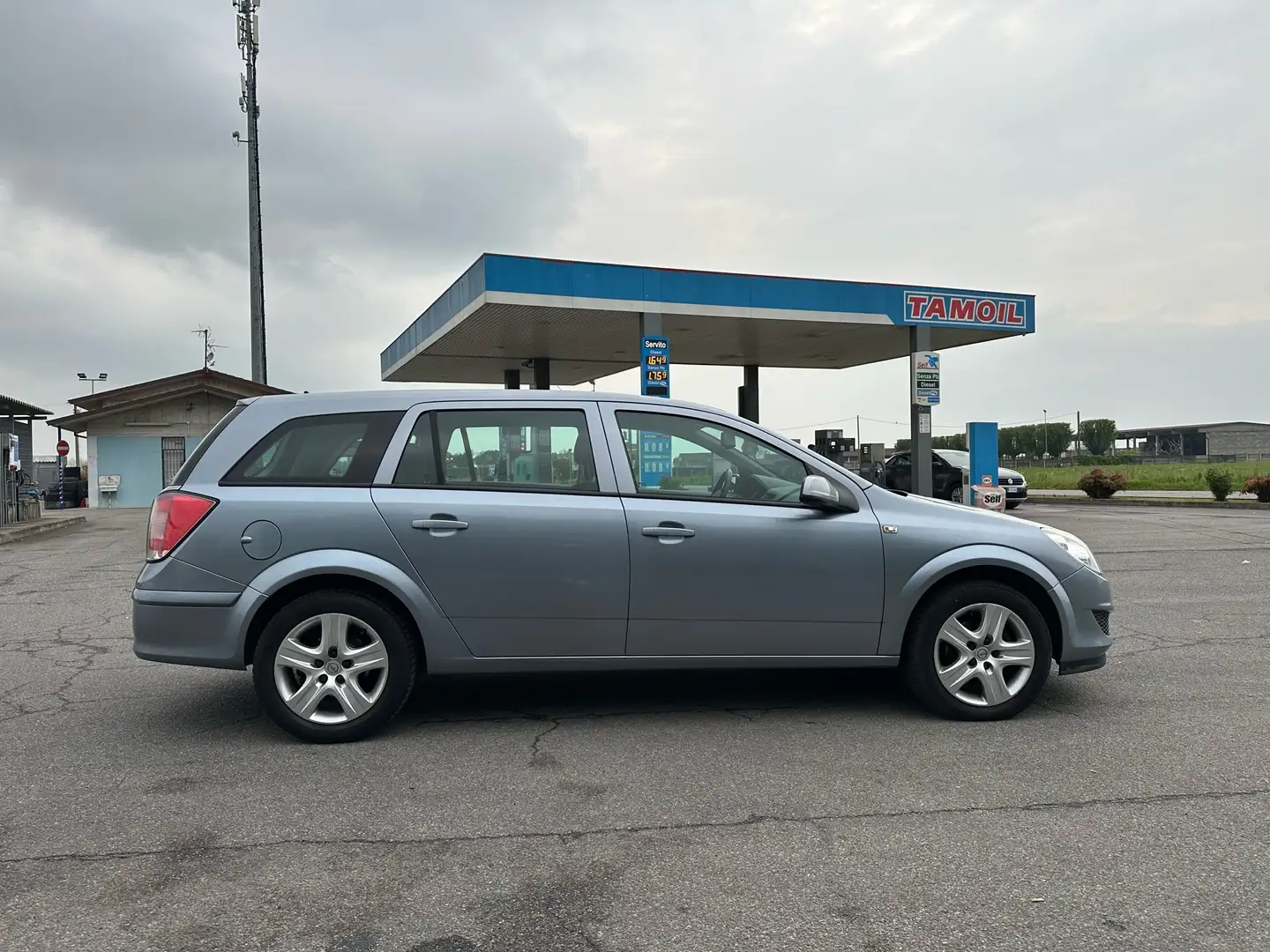 Opel Astra SW 1.7 cdti Cosmo 110cv EcoFlex Grigio - 2