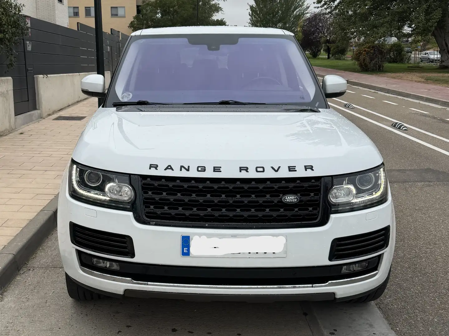 Land Rover Range Rover Range Rover 3.0 TDV6 Vogue Aut. Blanco - 1