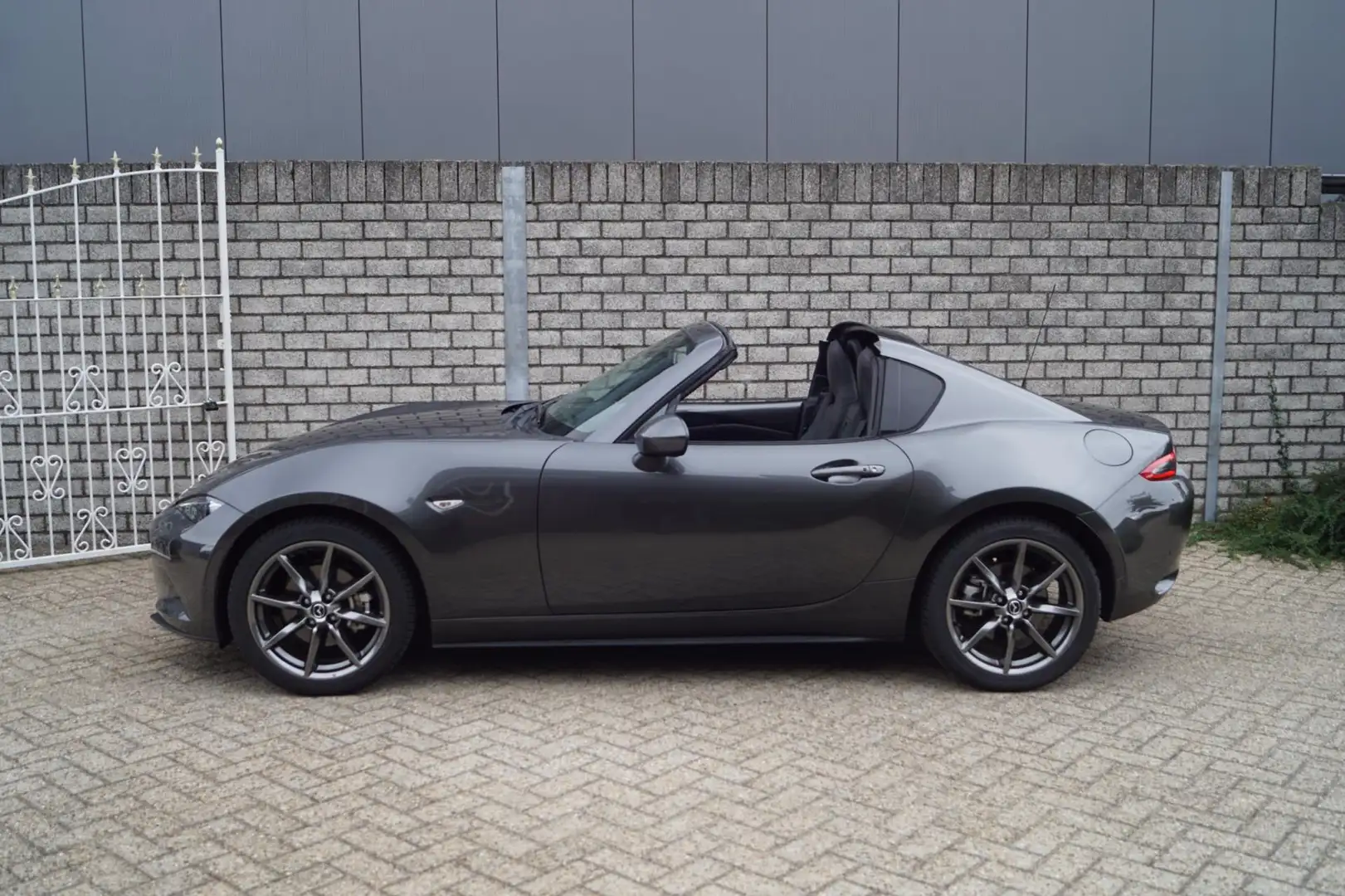 Mazda MX-5 RF 2.0 SkyActiv-G 160 GT-M Autom Leder Stoelverw B Gri - 2