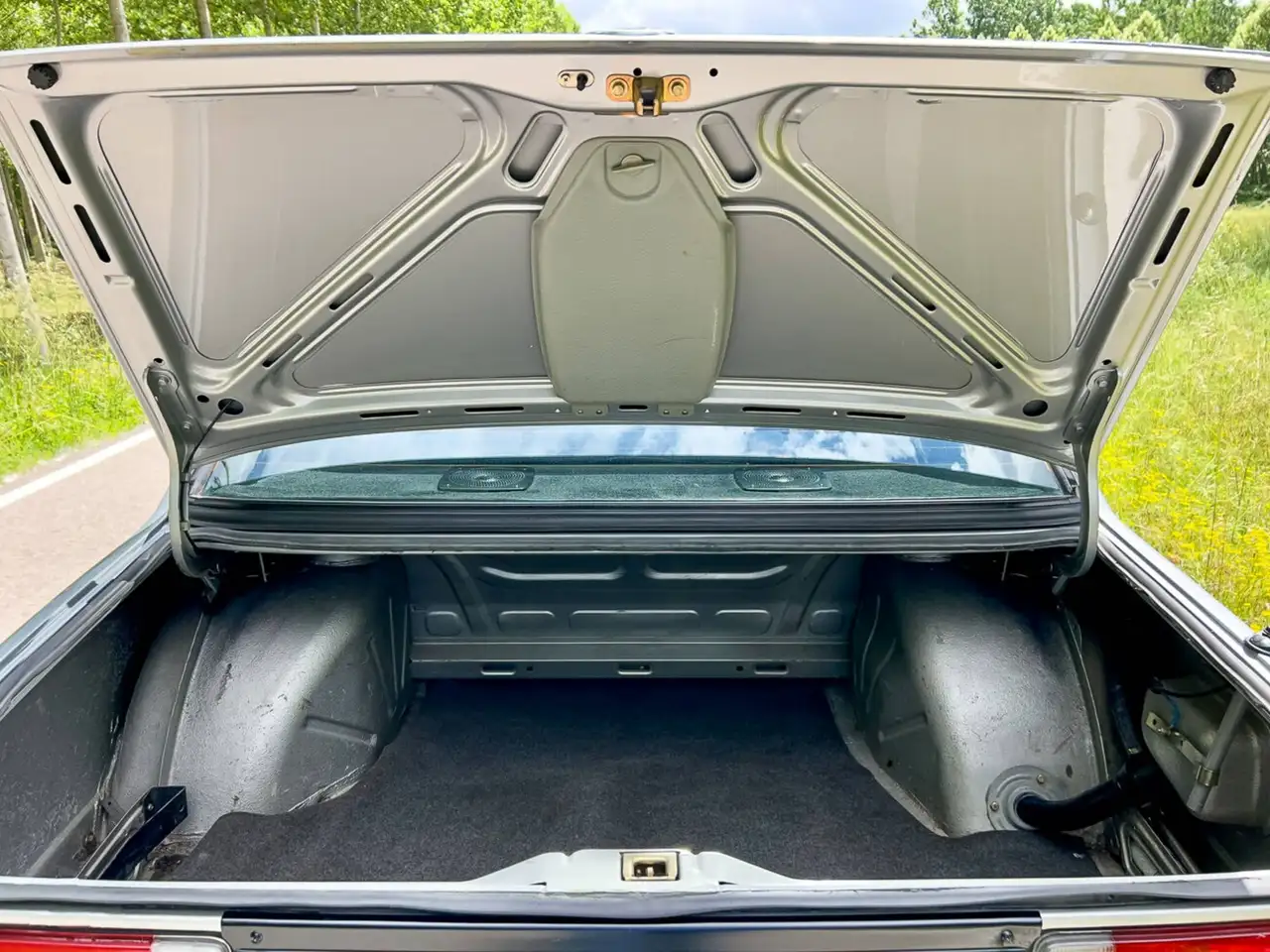 BMW 323i, foto 10