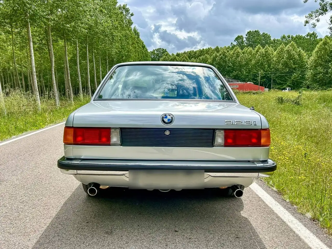 BMW 323i, foto 4