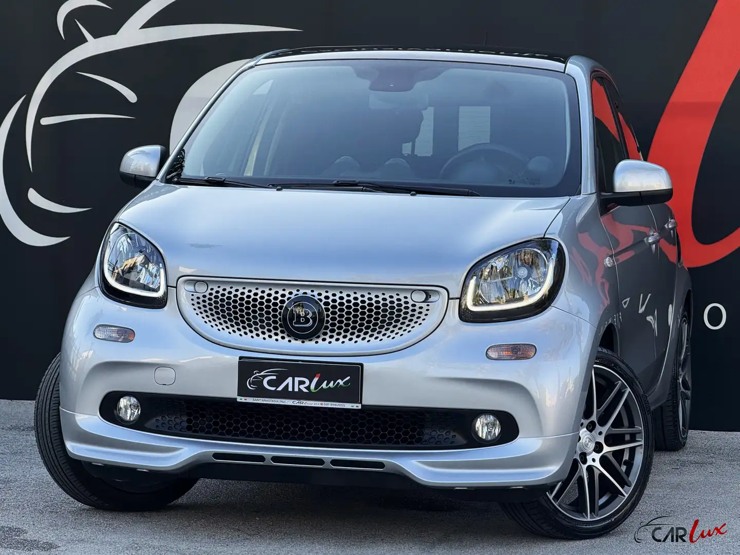 smart forFour 0.9 T BRABUS 109CV Twinamic TETTO CAM JBL Argento - 1