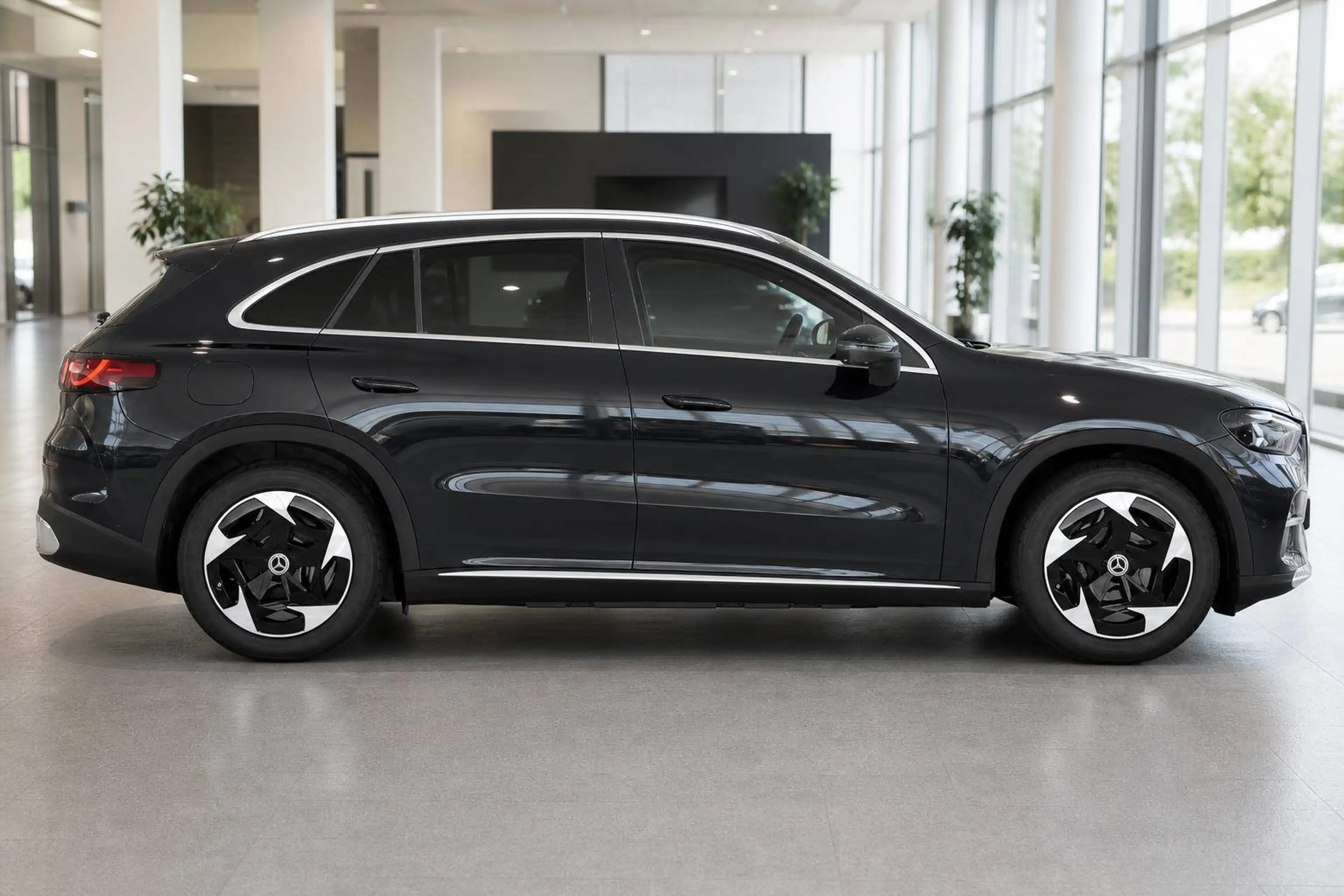 Mercedes-Benz GLC 400 elektrisch 15% Nachlass deutscher Besteller — photo 7