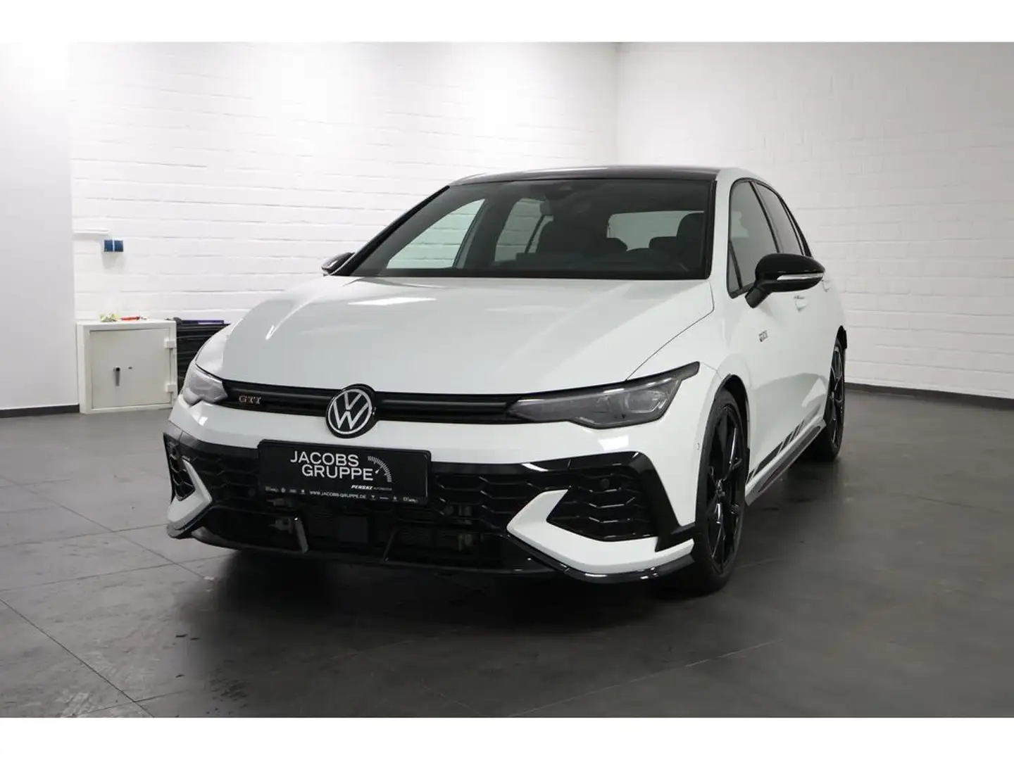 Volkswagen Golf VIII GTI 2.0 TSI Clubsport "Black Style" Weiß - 2