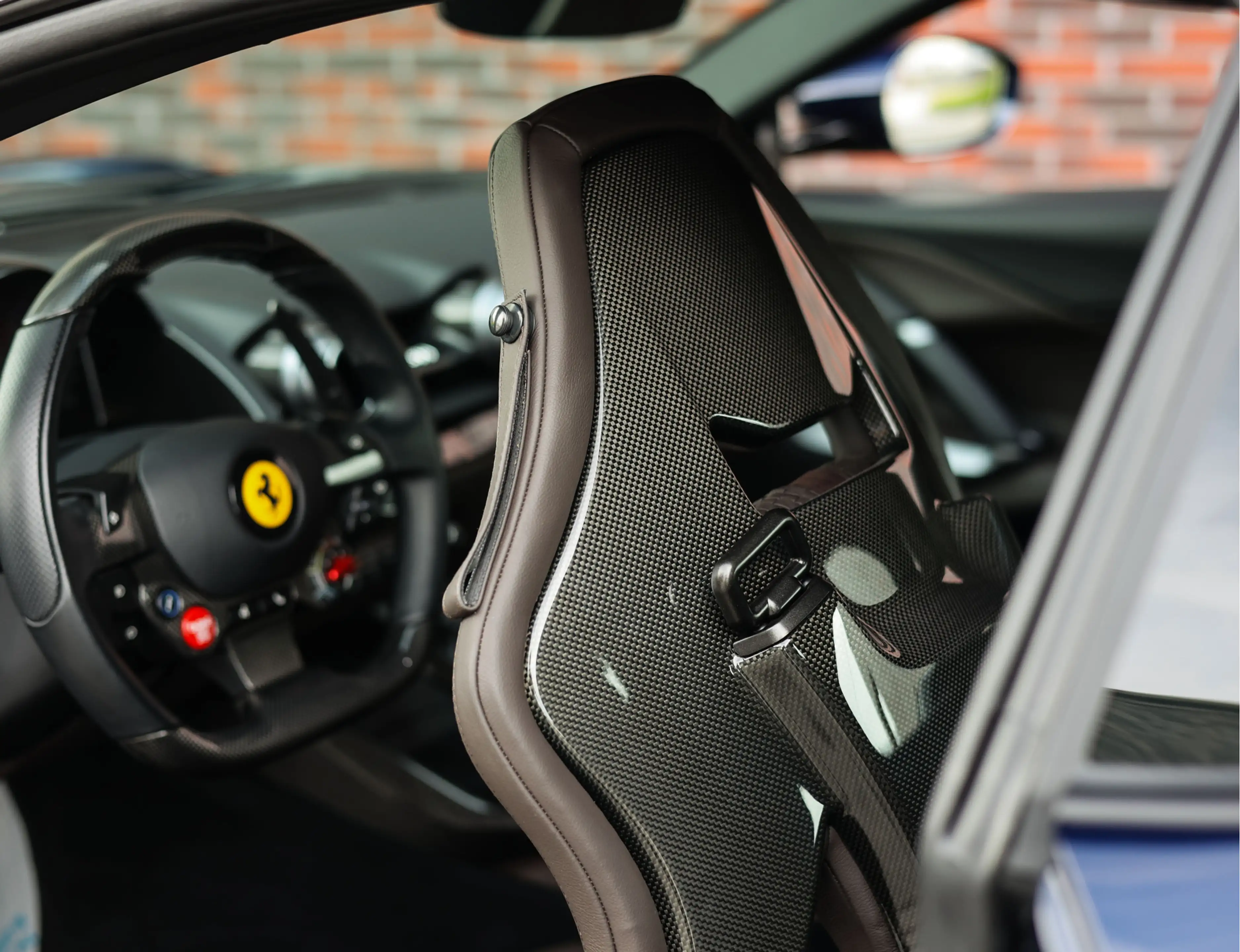 Ferrari 812 6.5 V12 Superfast HELE | Tailor Made - Blu Micaliz — photo 33