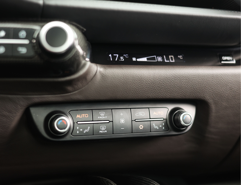 Ferrari 812 6.5 V12 Superfast HELE | Tailor Made - Blu Micaliz — photo 42