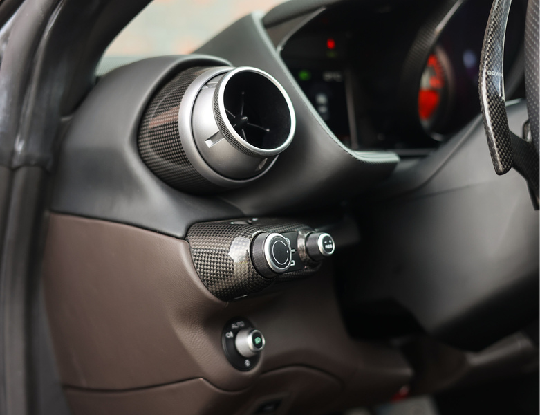 Ferrari 812 6.5 V12 Superfast HELE | Tailor Made - Blu Micaliz — photo 38