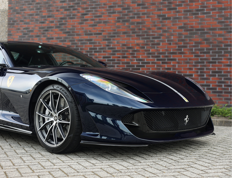 Ferrari 812 6.5 V12 Superfast HELE | Tailor Made - Blu Micaliz — photo 21