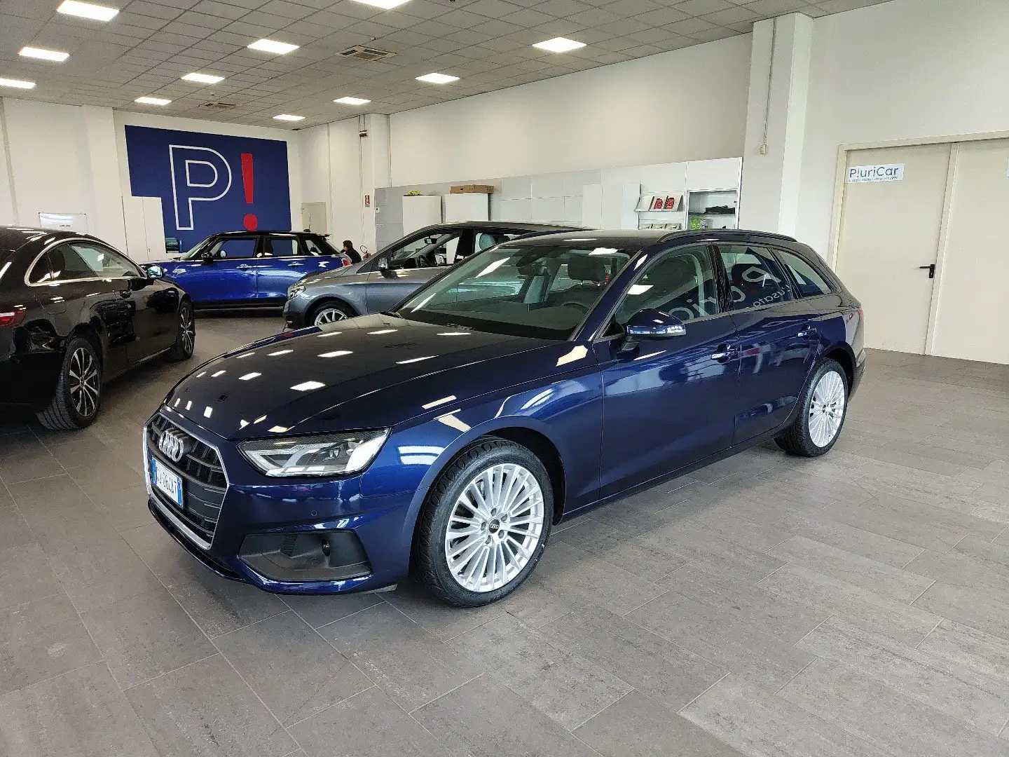 Audi A4 Avant 30 TDI S tronic MHEV Navi Fari LED Cerchi18 Blu/Azzurro - 1