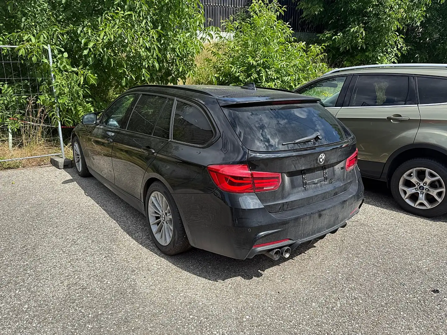 BMW 320 d Touring Schwarz - 1