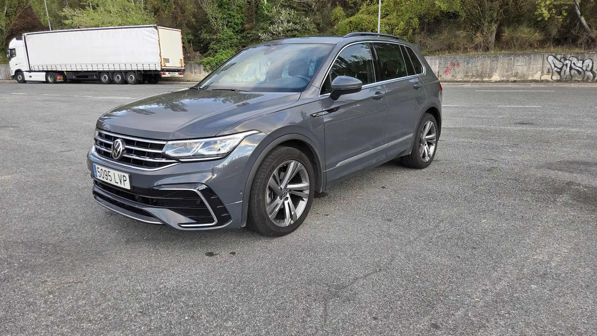 Volkswagen Tiguan 2.0TDI R-Line DSG 110kW - 1