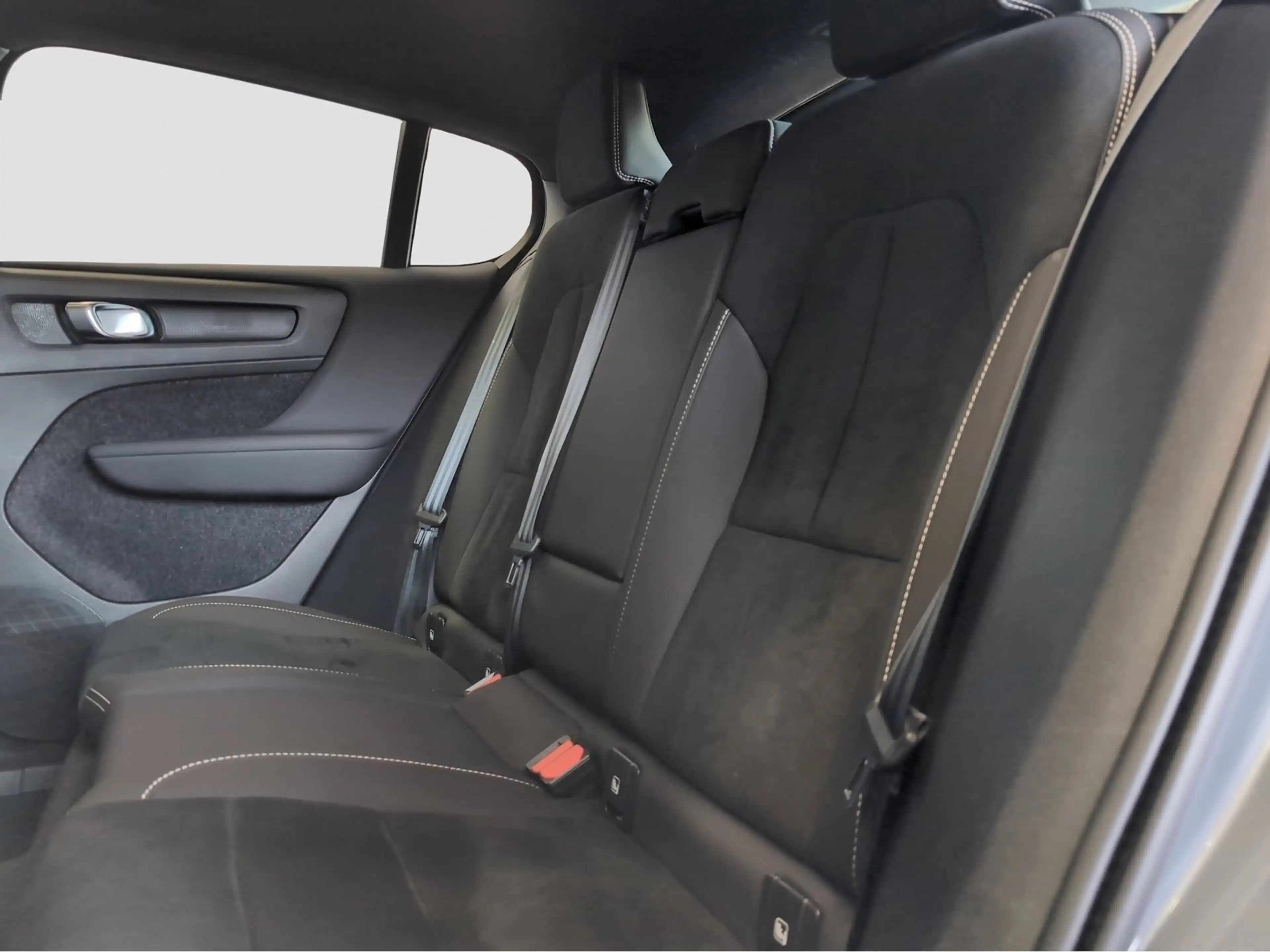 Volvo C40 +GT+Elektrisch+SingleMotor+Lenkradhg+PilotASS — photo 12