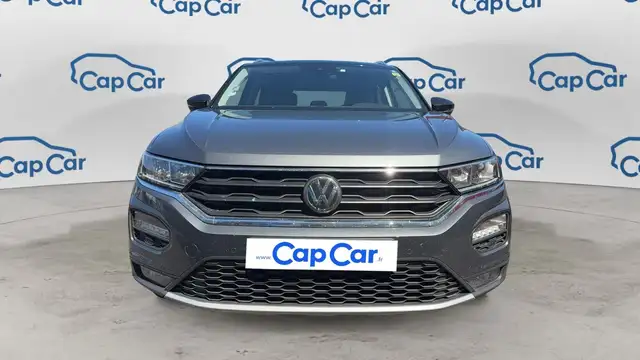 Volkswagen T-Roc view 5