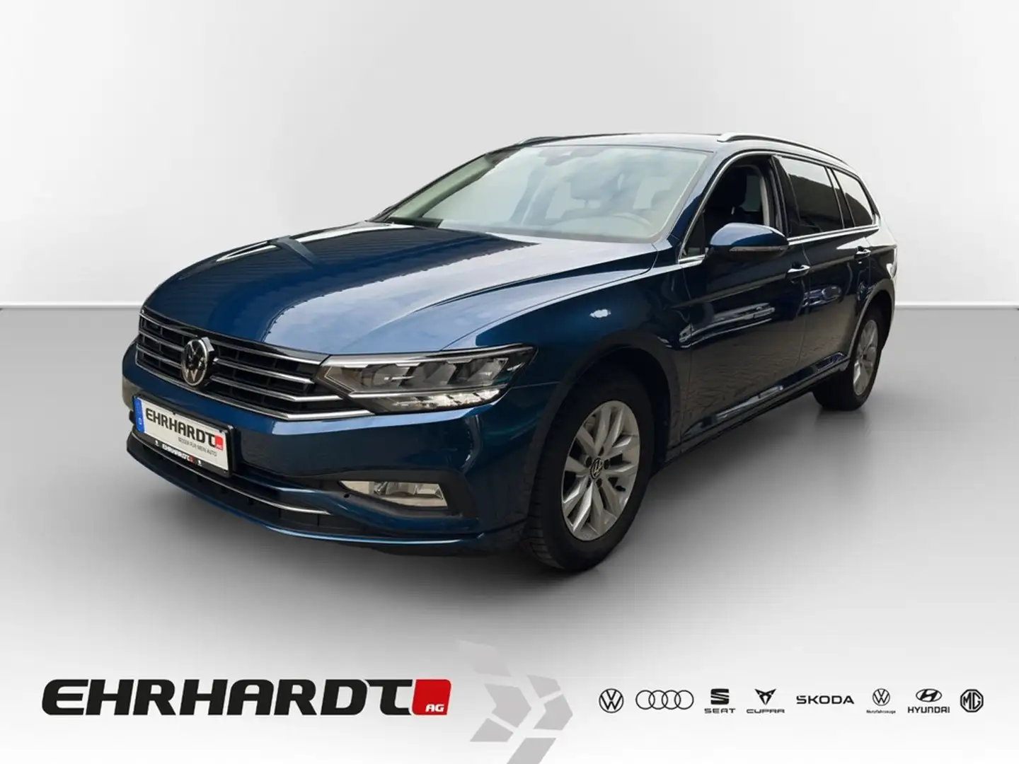 Volkswagen Passat Variant 2.0 TDI DSG Business AHK*LED*NAV*SHZ*ACC*PDC*KA... Blauw - 1