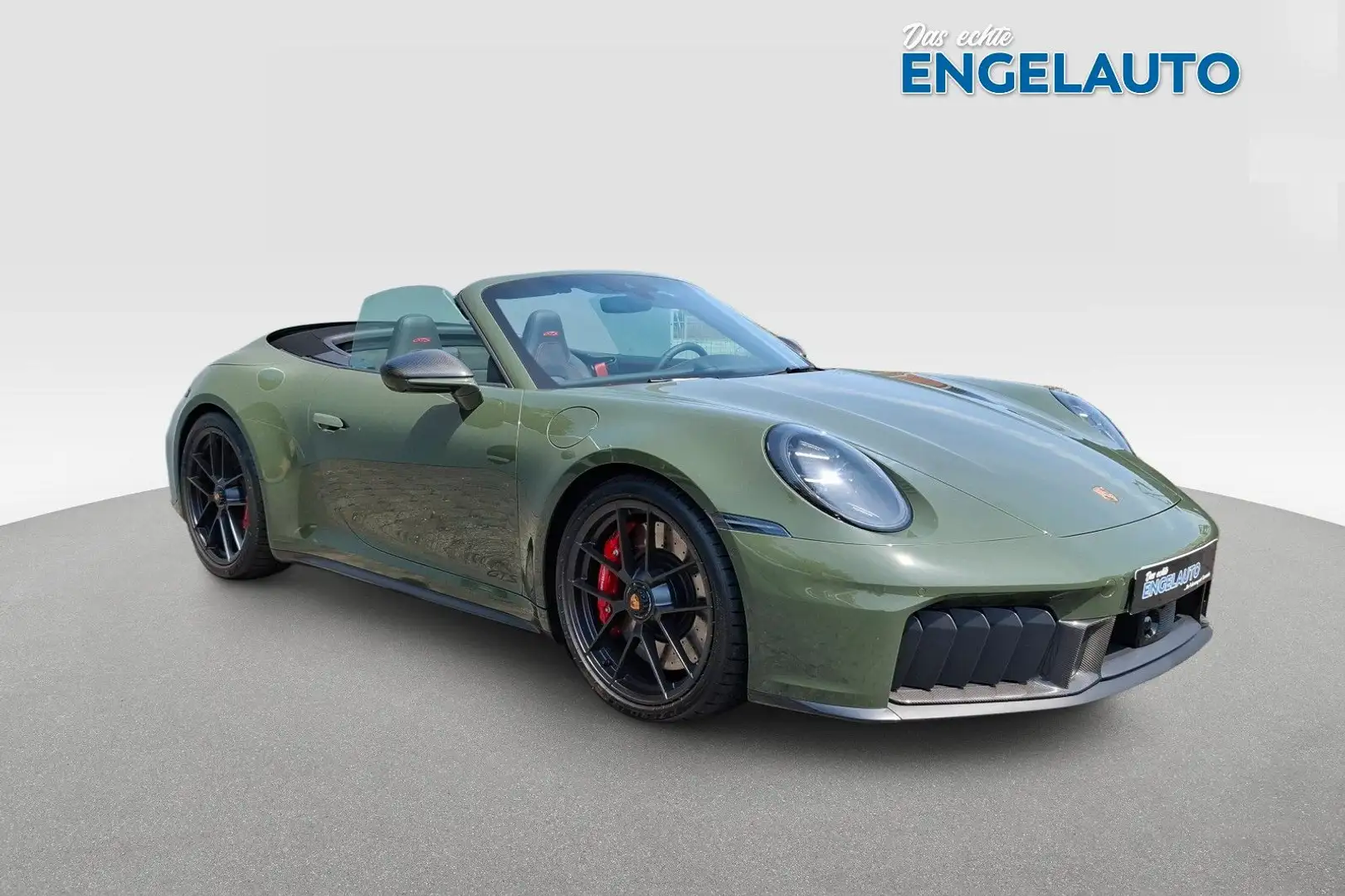 Porsche 992 .2 911 Carrera 4 GTS T-Hybrid Cabriolet - 2