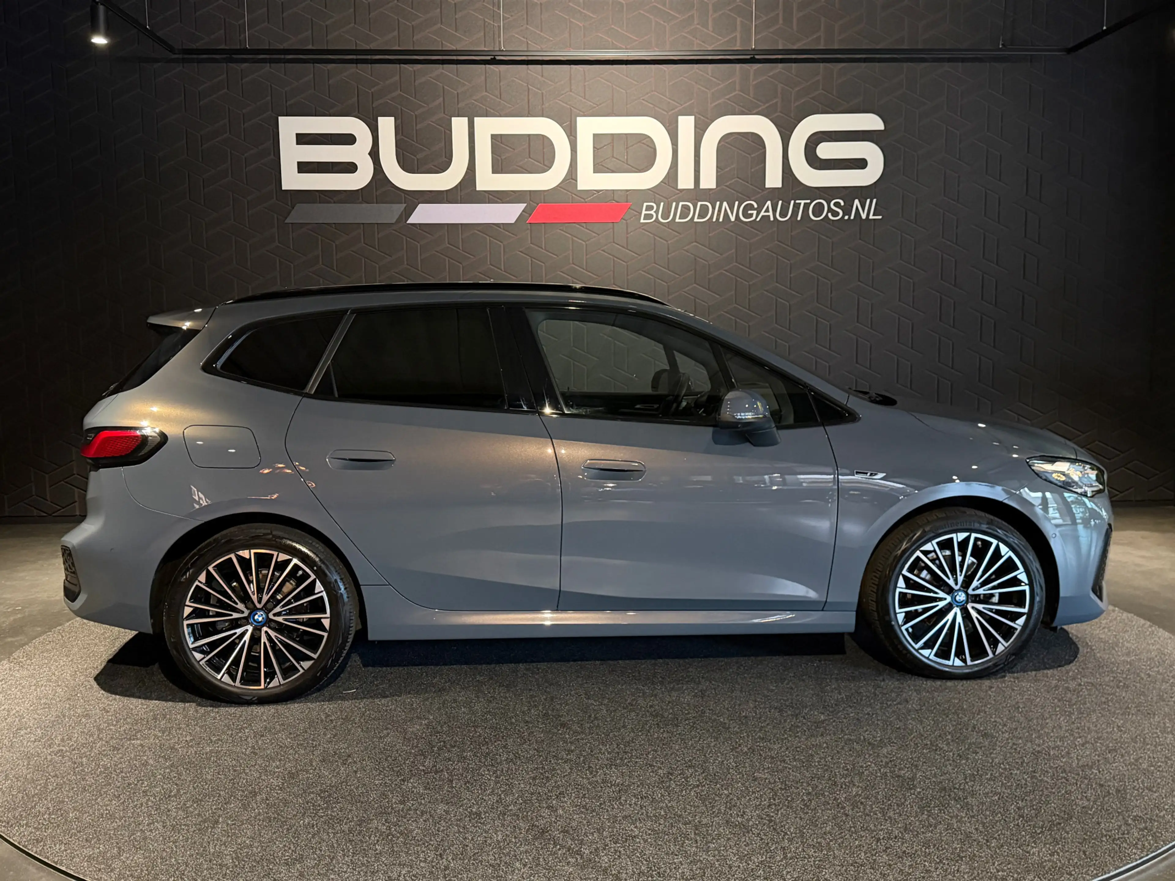 BMW 225 2-serie Active Tourer 225e xDrive | M-sport | Pano — photo 4