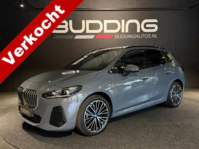 BMW 225 2-serie Active Tourer 225e xDrive | M-sport | Pano