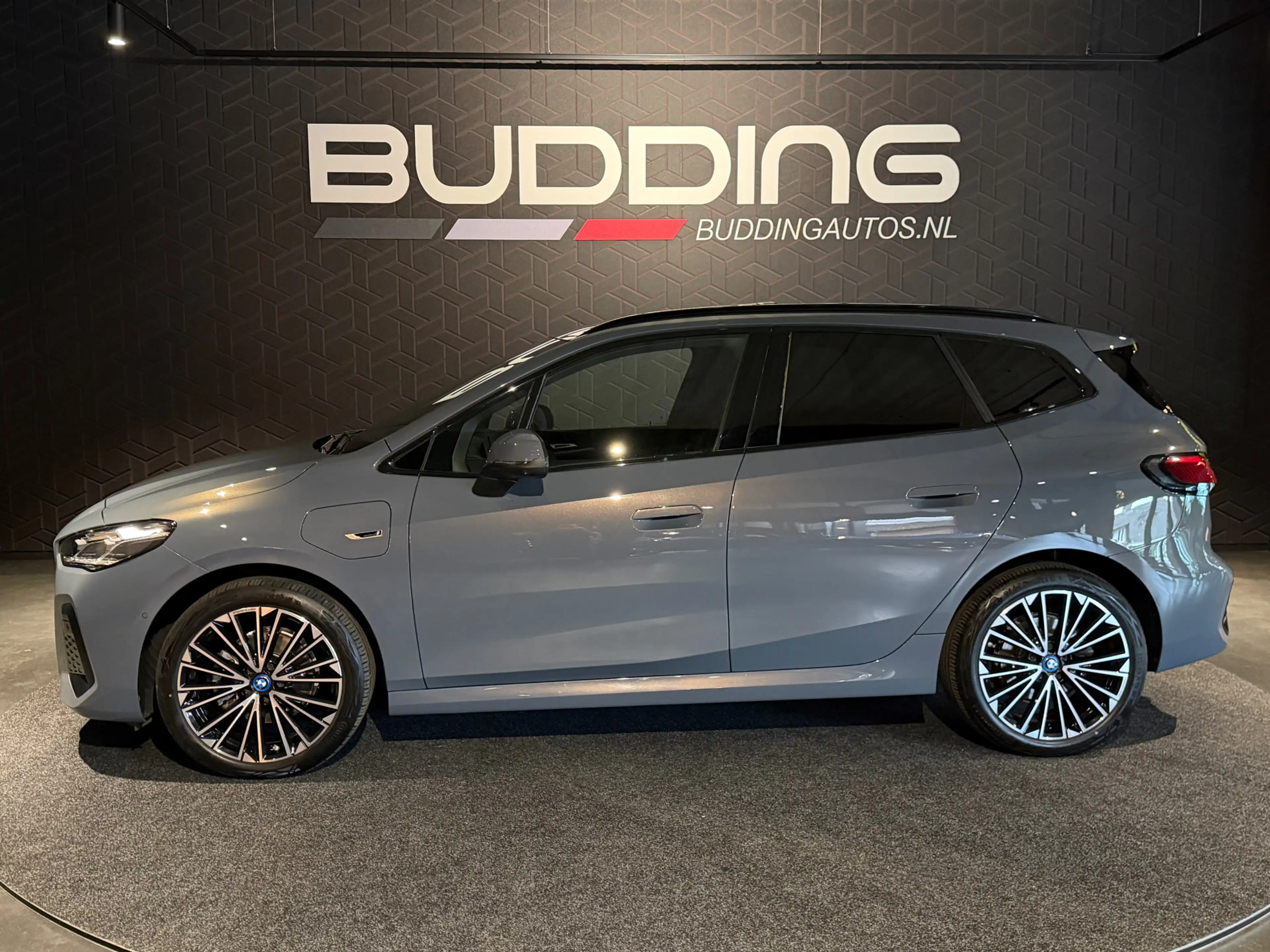 BMW 225 2-serie Active Tourer 225e xDrive | M-sport | Pano — photo 8