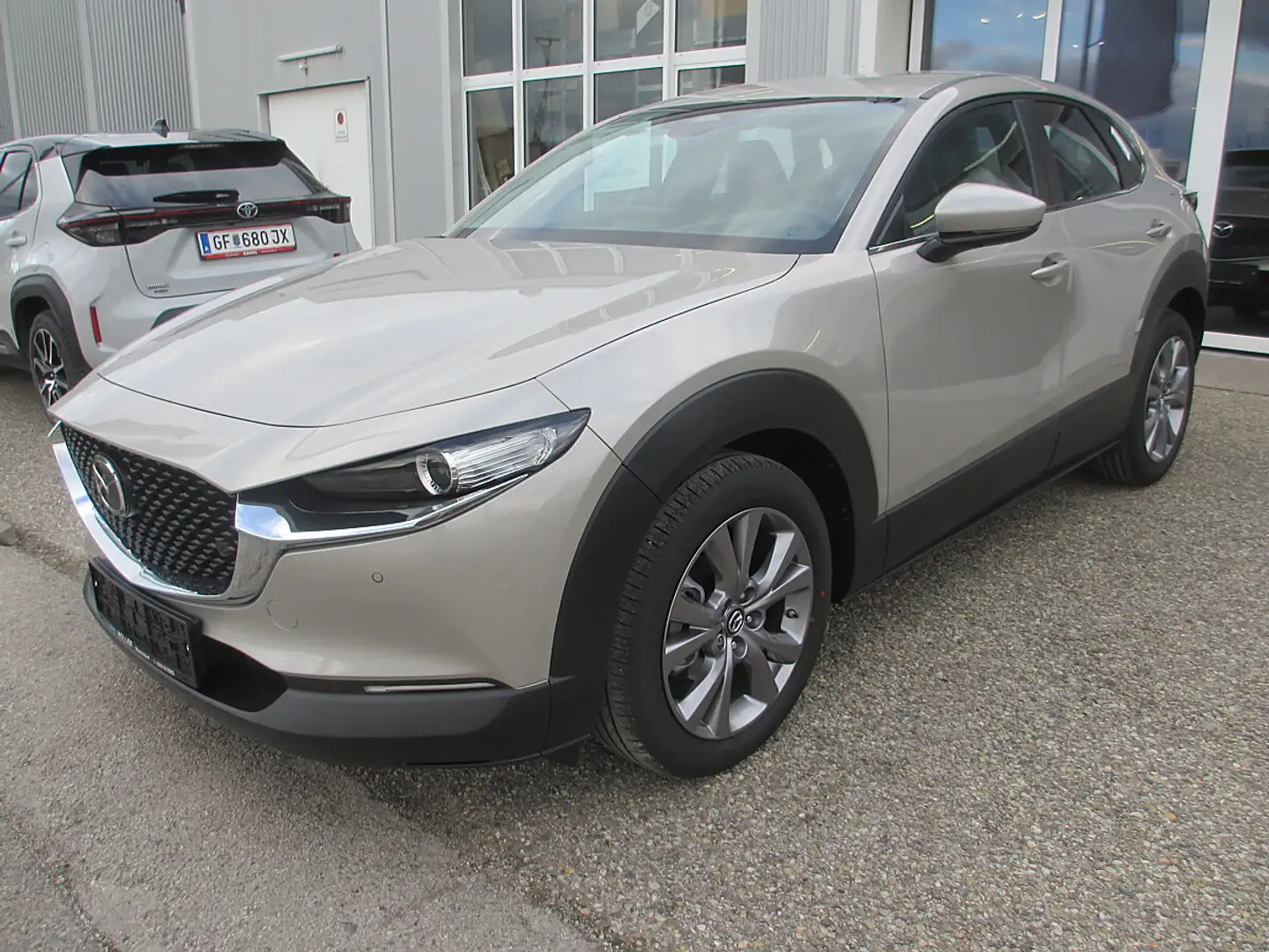 Mazda CX-30 /G140/Centre Line Gold - 2