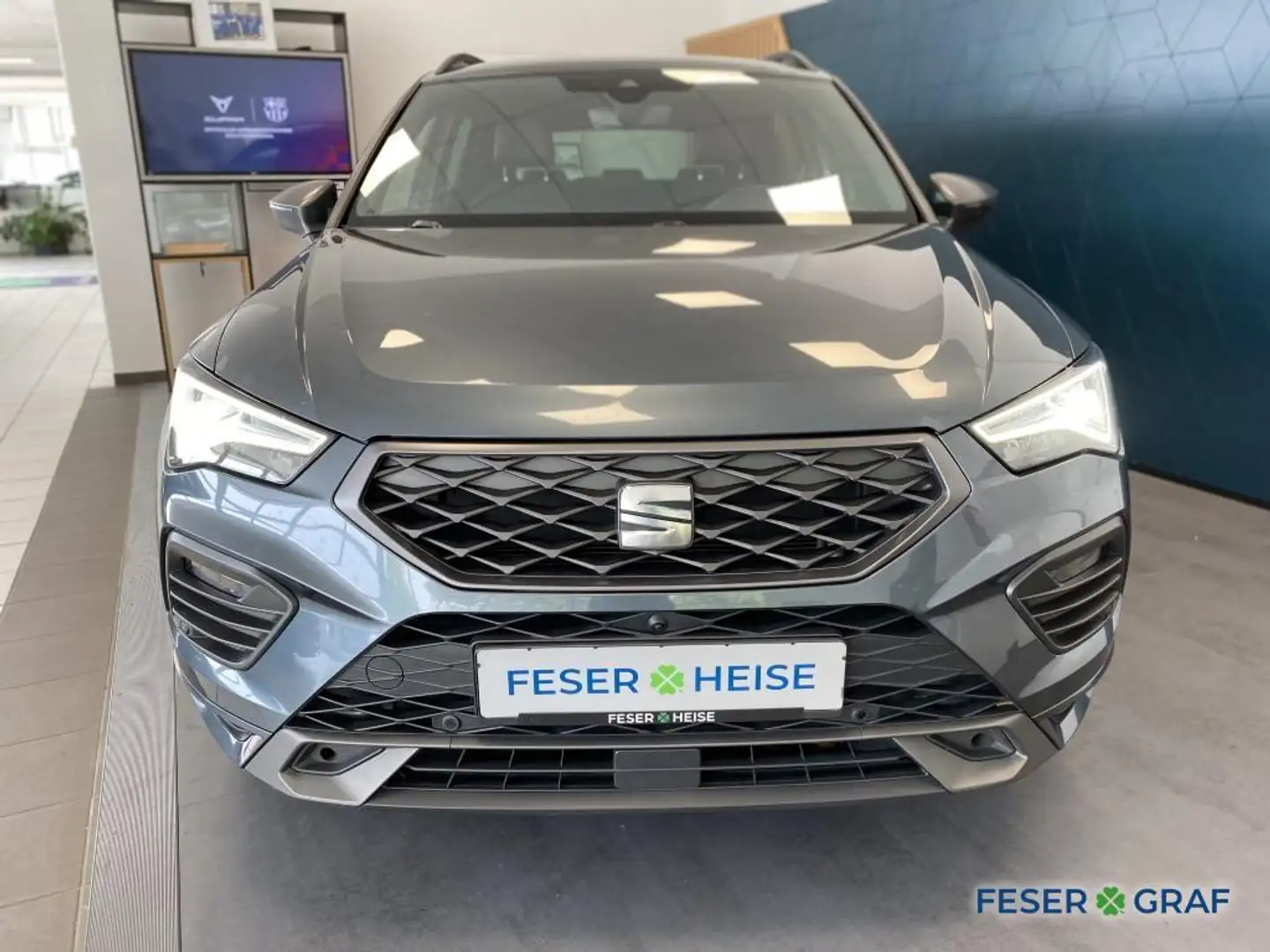SEAT Ateca 2.0 TDI FR 4Drive DSG/LED/AHK/360Kamera/4xSHZ Grau - 2