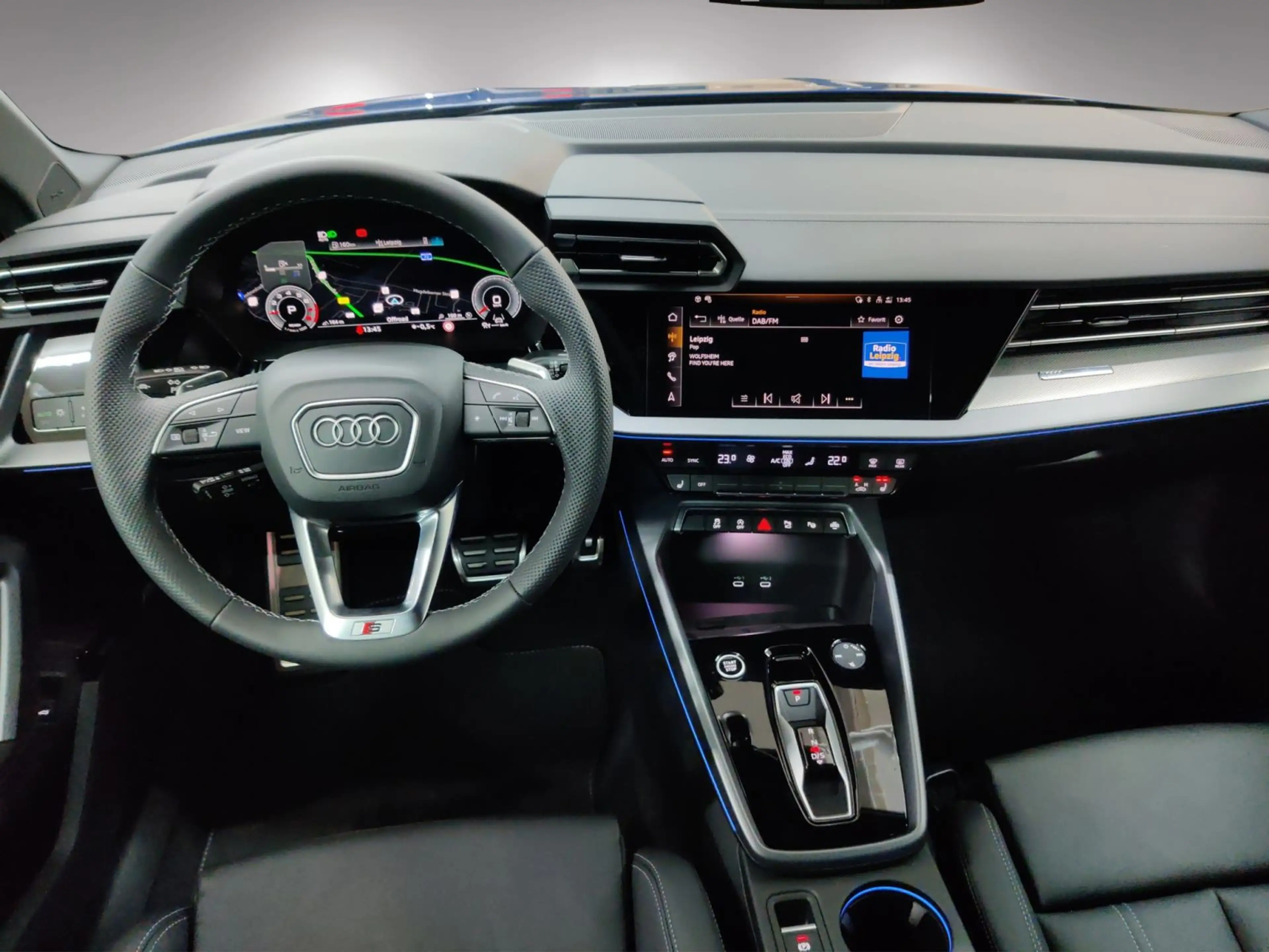 Audi A3 S line TFSI S-tr/AHK/Matrix/S-Int. — photo 7