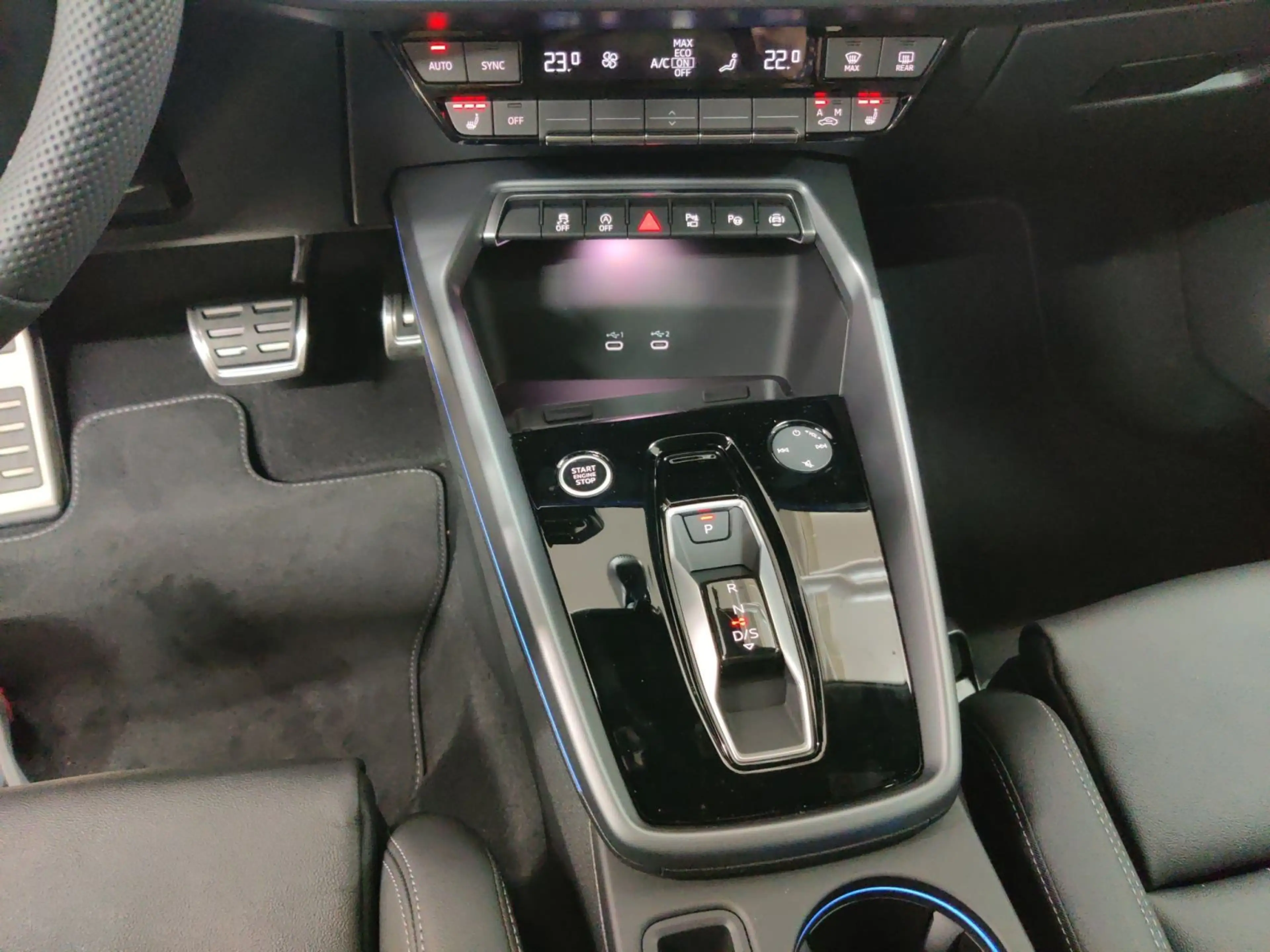 Audi A3 S line TFSI S-tr/AHK/Matrix/S-Int. — photo 11