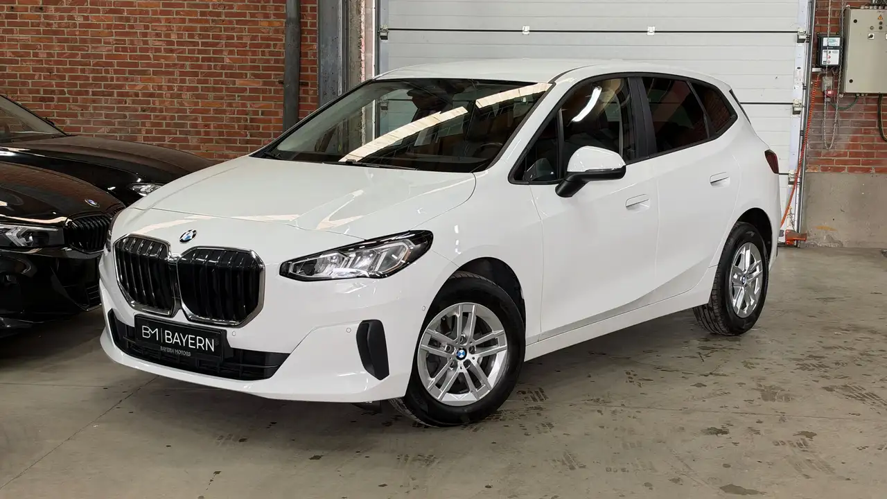 BMW 218