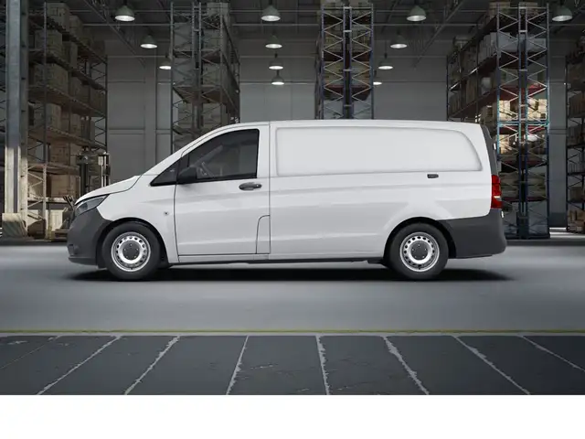 Mercedes-Benz Vito view 3