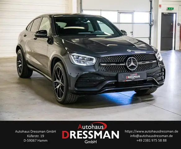Mercedes-Benz GLC view 3