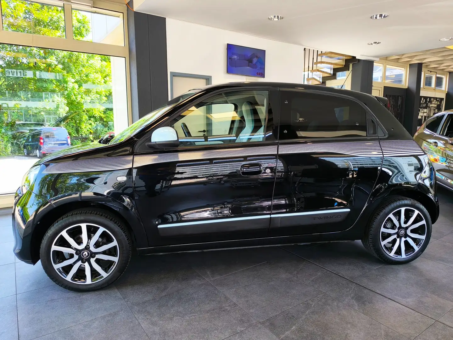 Renault Twingo Chic.- Klimaautom.-Aluf.-PDC.-Bluet.- Nero - 2