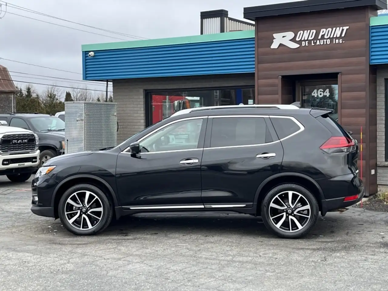Nissan Rogue снимка Nissan Rogue