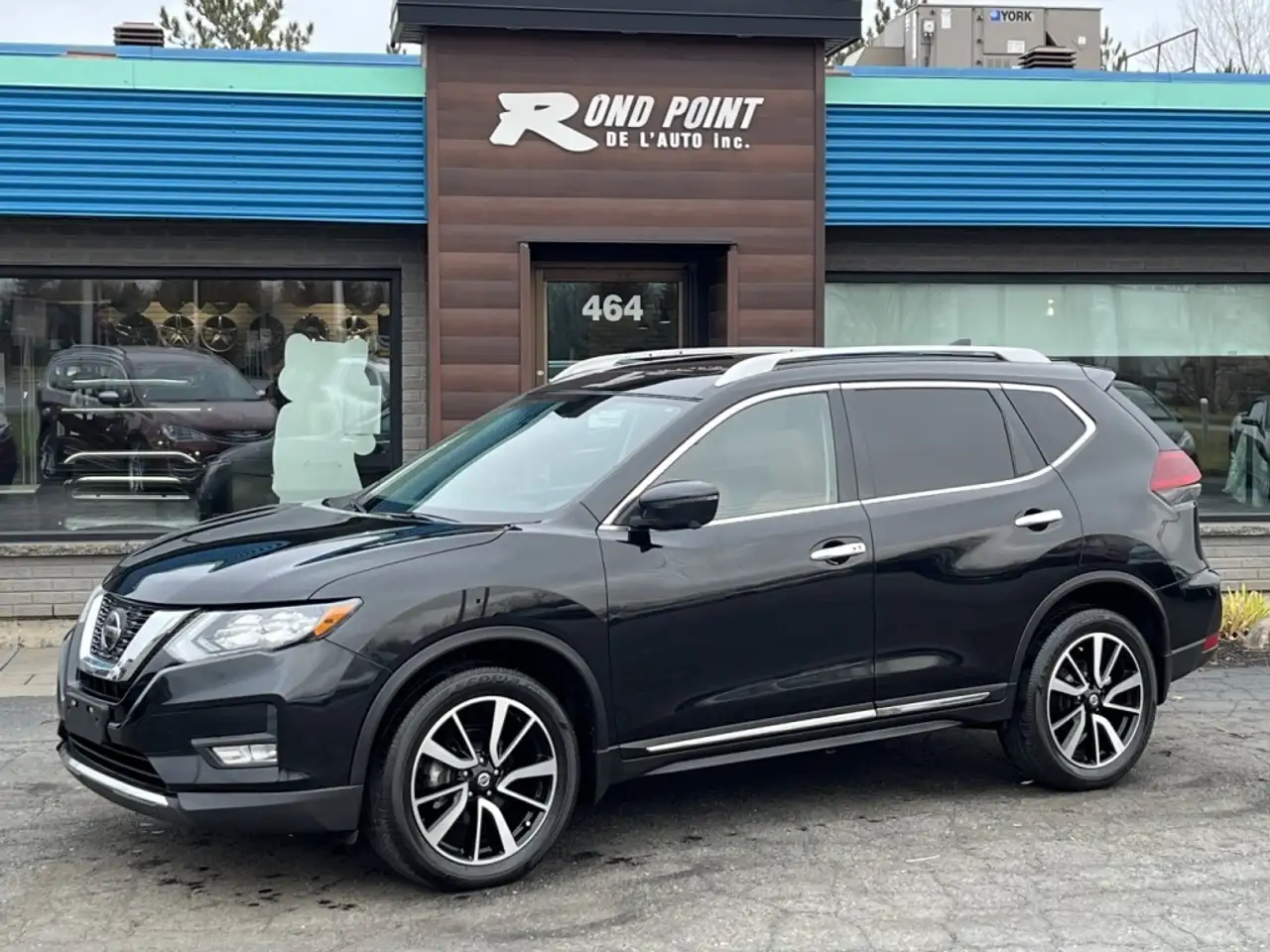 Nissan Rogue снимка Nissan Rogue