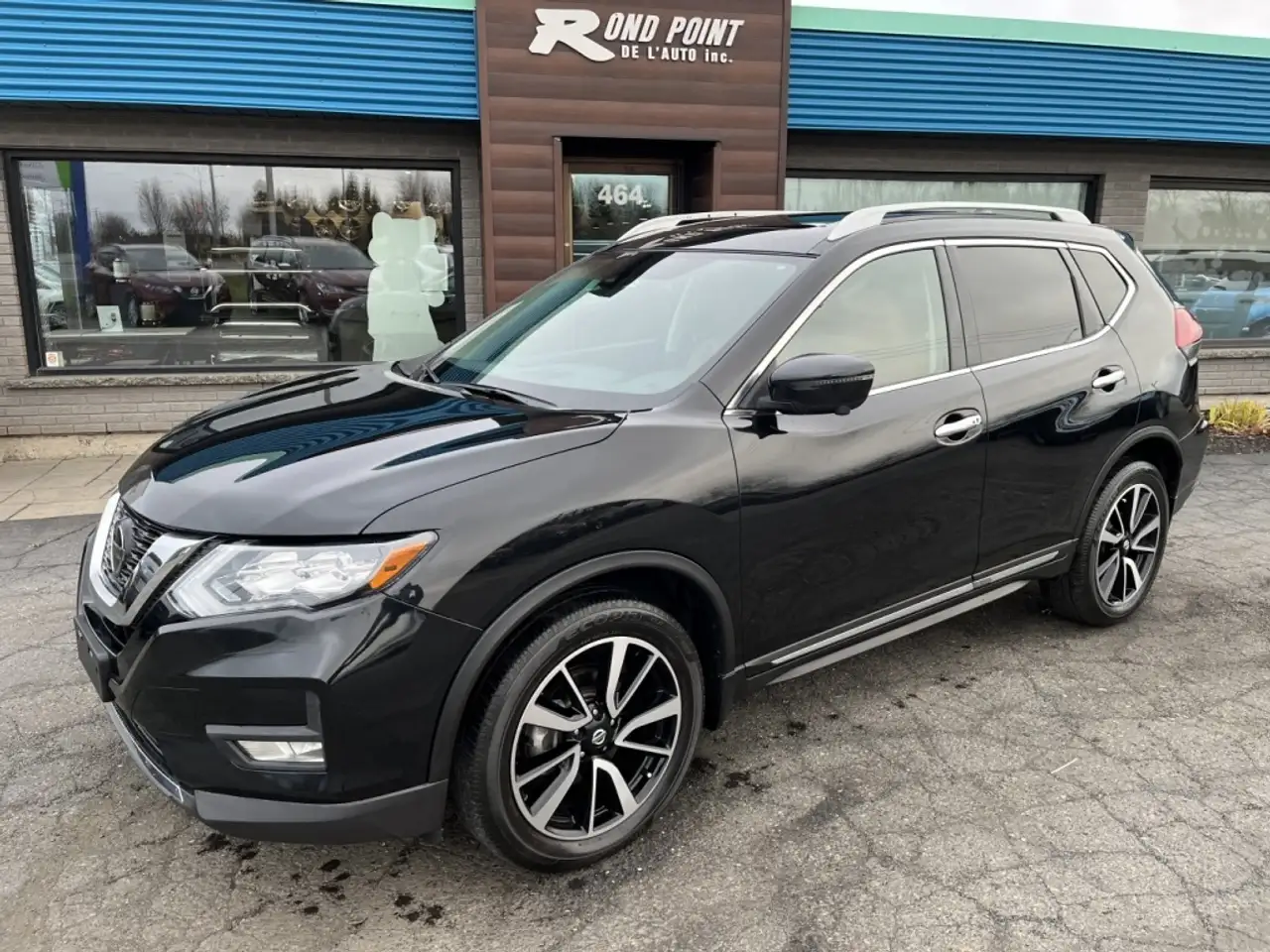Nissan Rogue снимка Nissan Rogue