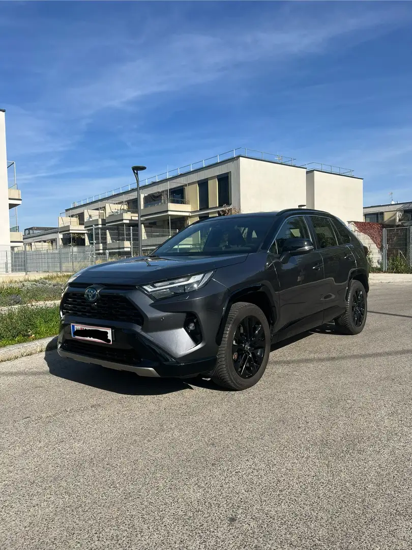Toyota RAV4 2,5 Black Style Selection - 2WD Aut. Grau - 1