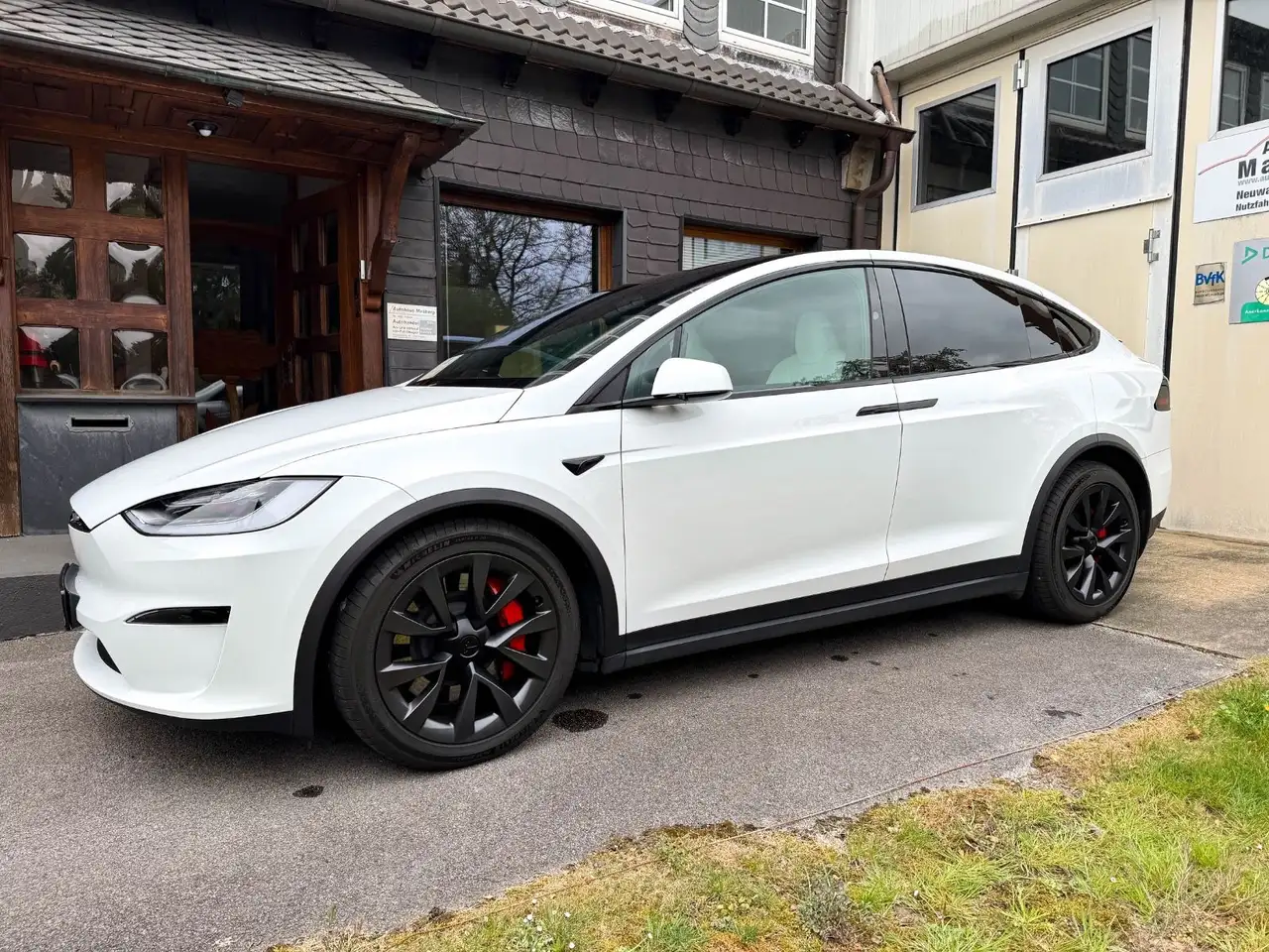 Tesla Model X