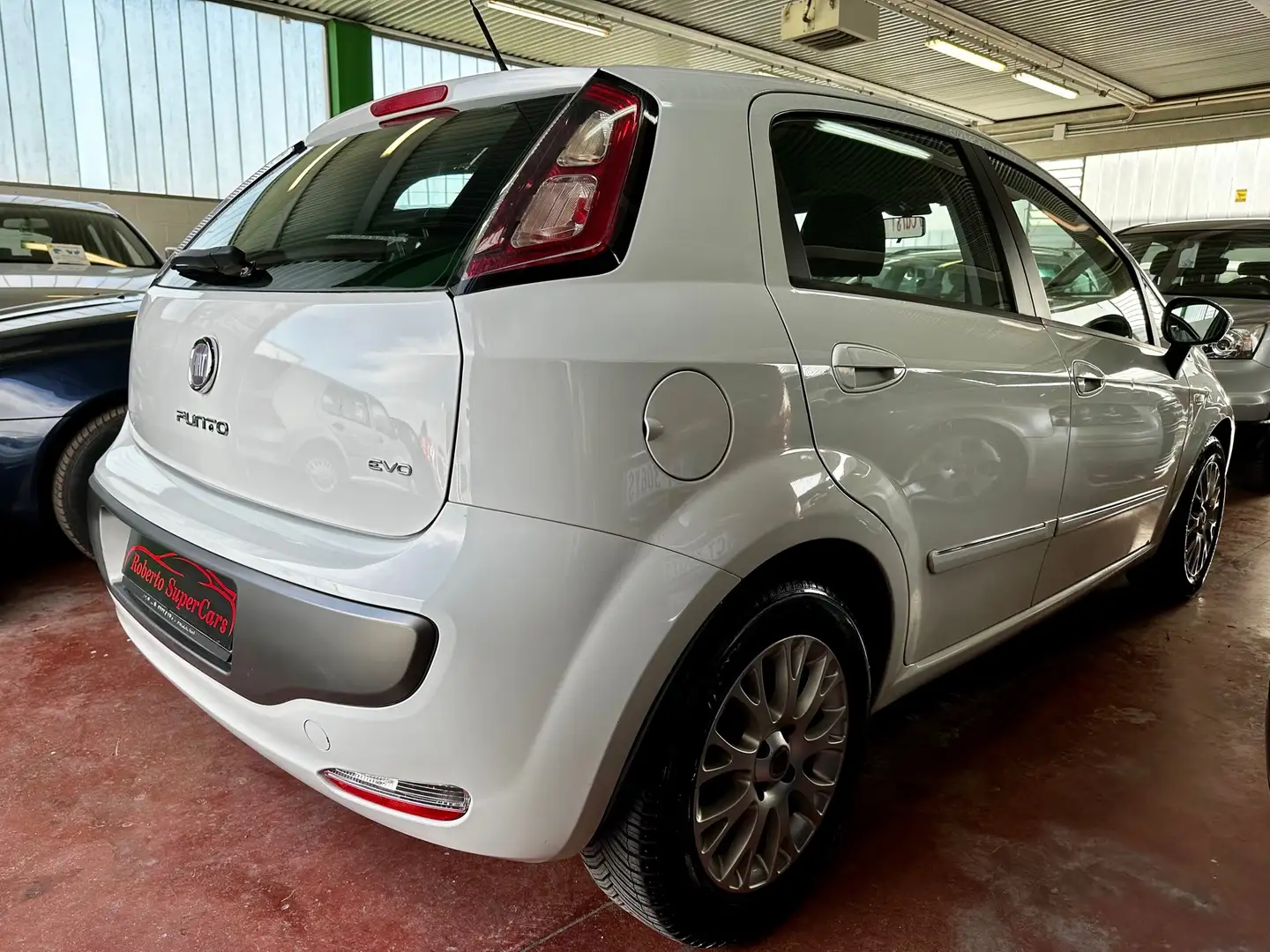 Fiat Punto Evo 5p 1.3 mjt Dynamic s&s 75cv dpf Con Garanzia Bianco - 2