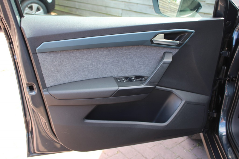 SEAT Arona 1.0 TSI 95pk Xperience ECC/Cruise/Navi/PDC/Stoelve — photo 15