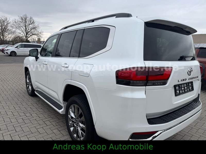 Toyota Land Cruiser 300 Premium ZX Mod 2026 3,3D V6 5-Sitze Sofort — photo 4