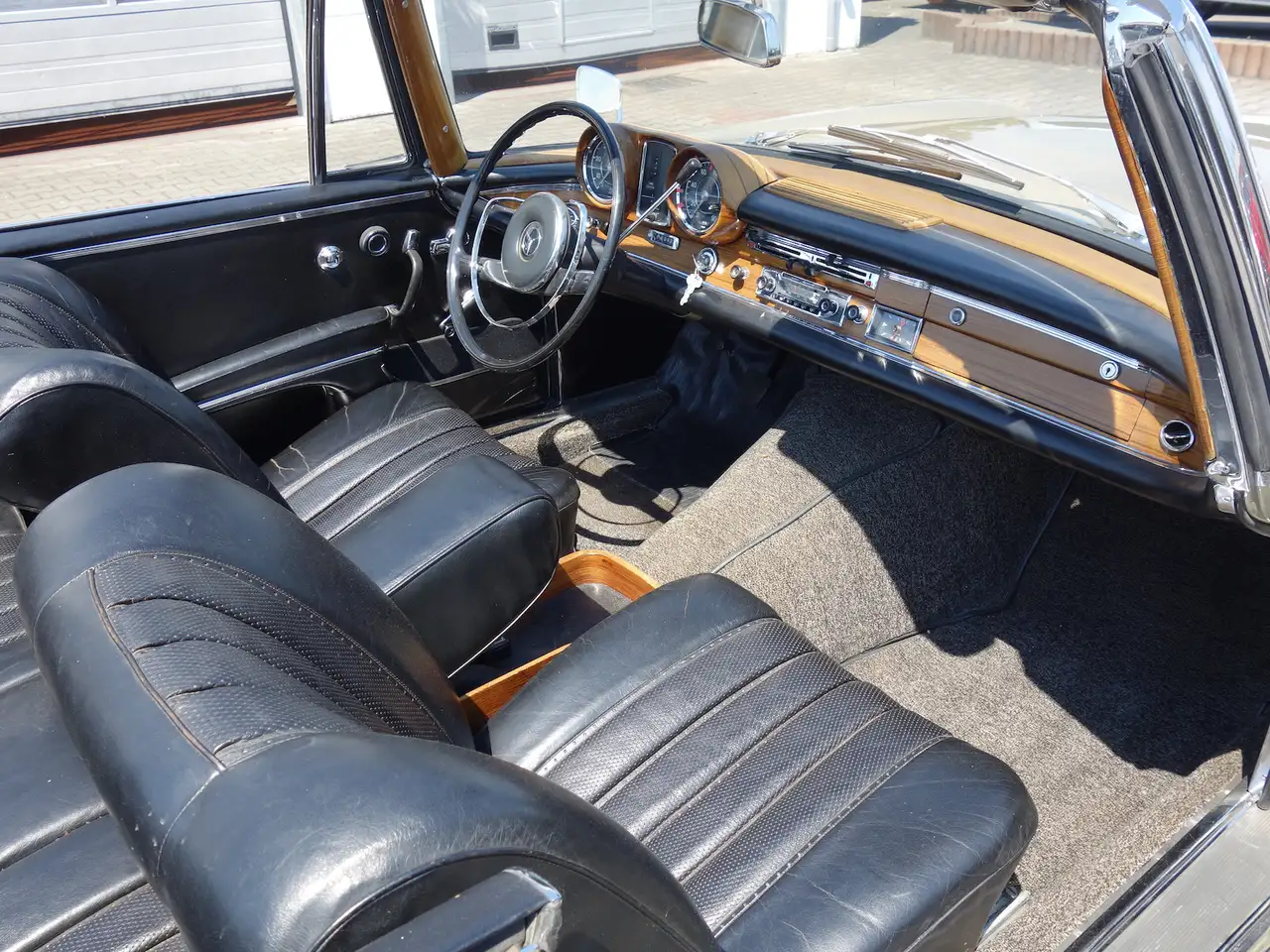 Mercedes-Benz 300 SE Cabriolet Top Original mit 58000 Km, foto 4