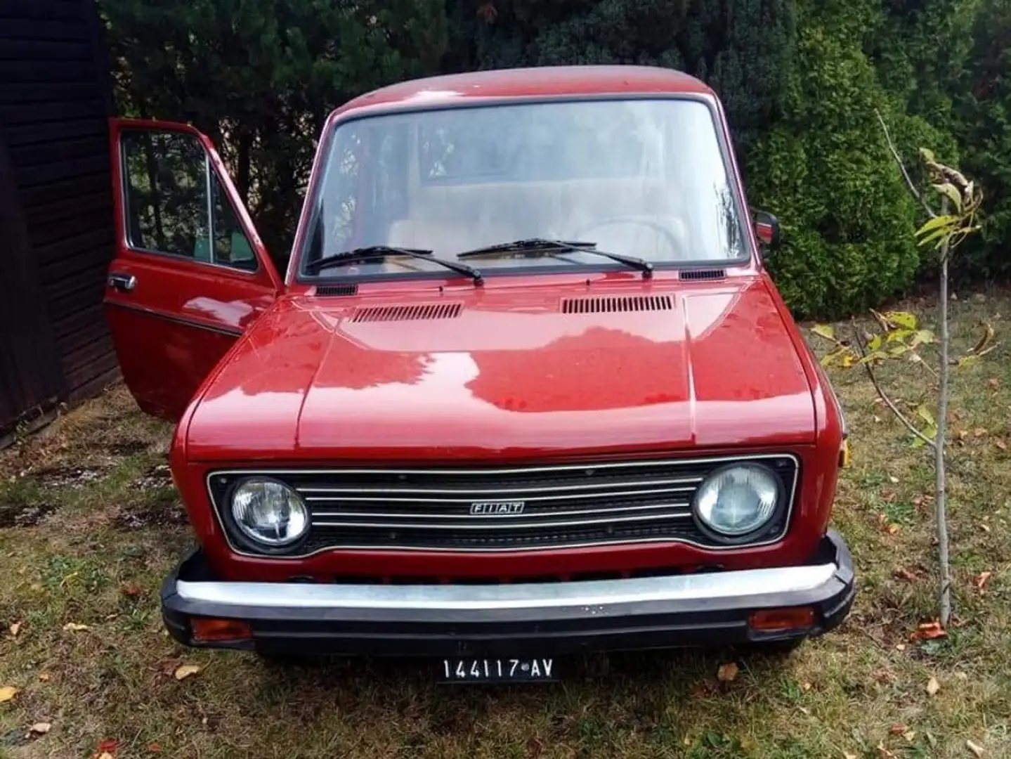 Fiat 128 Custom Rot - 2