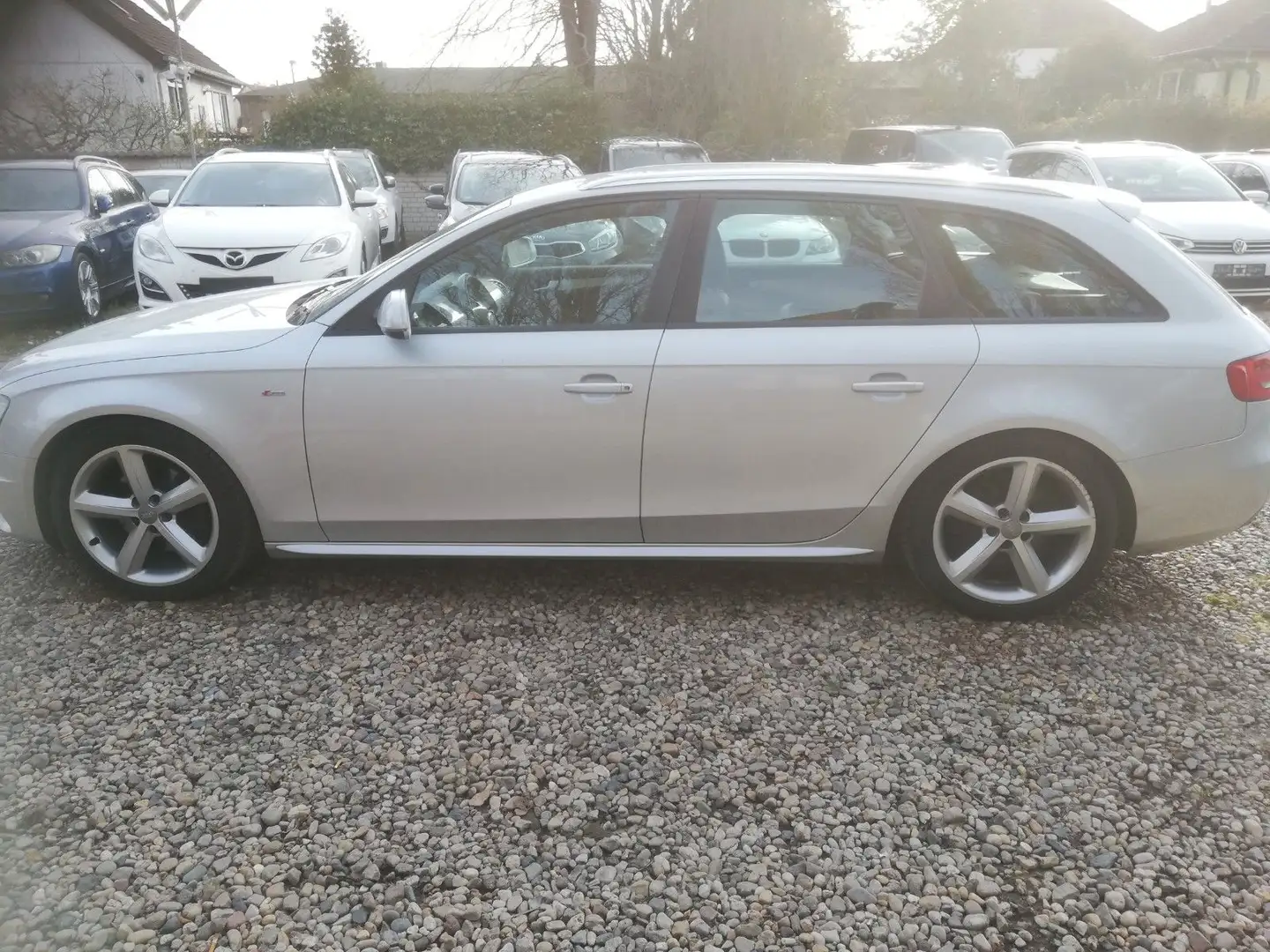 Audi A4 Avant Ambition / S-Line Paket Argento - 2