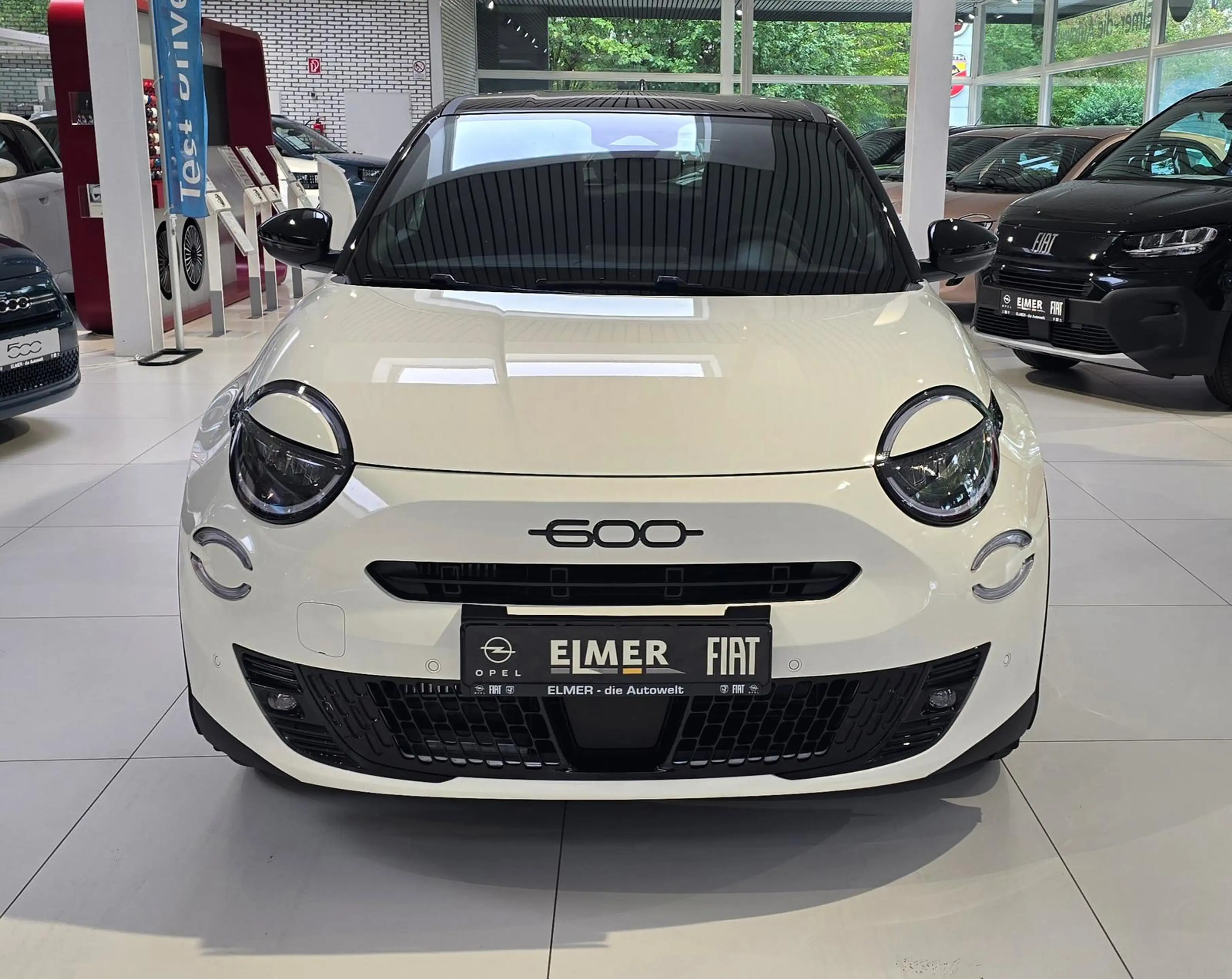 Fiat 600 Hybrid Sport - ACC -  Massagesitz — photo 2