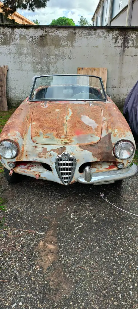 Alfa Romeo Giulietta Rojo - 1